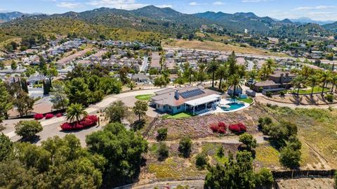 1705 Chatsbury Street El Cajon CA 92021