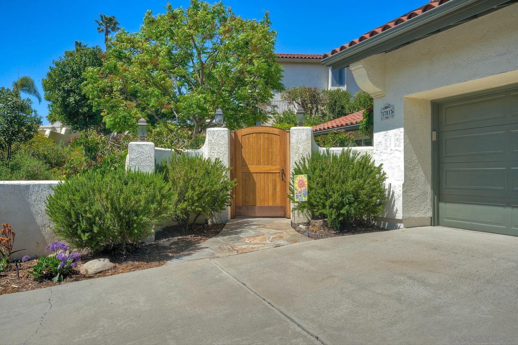 17817 Aguacate Way