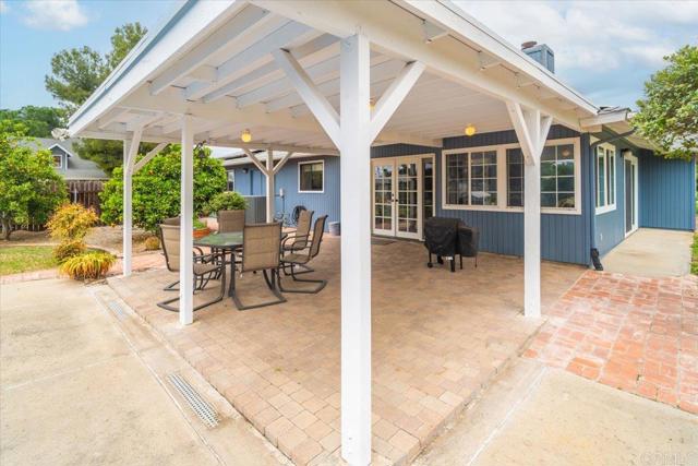 1198 Campbell Way