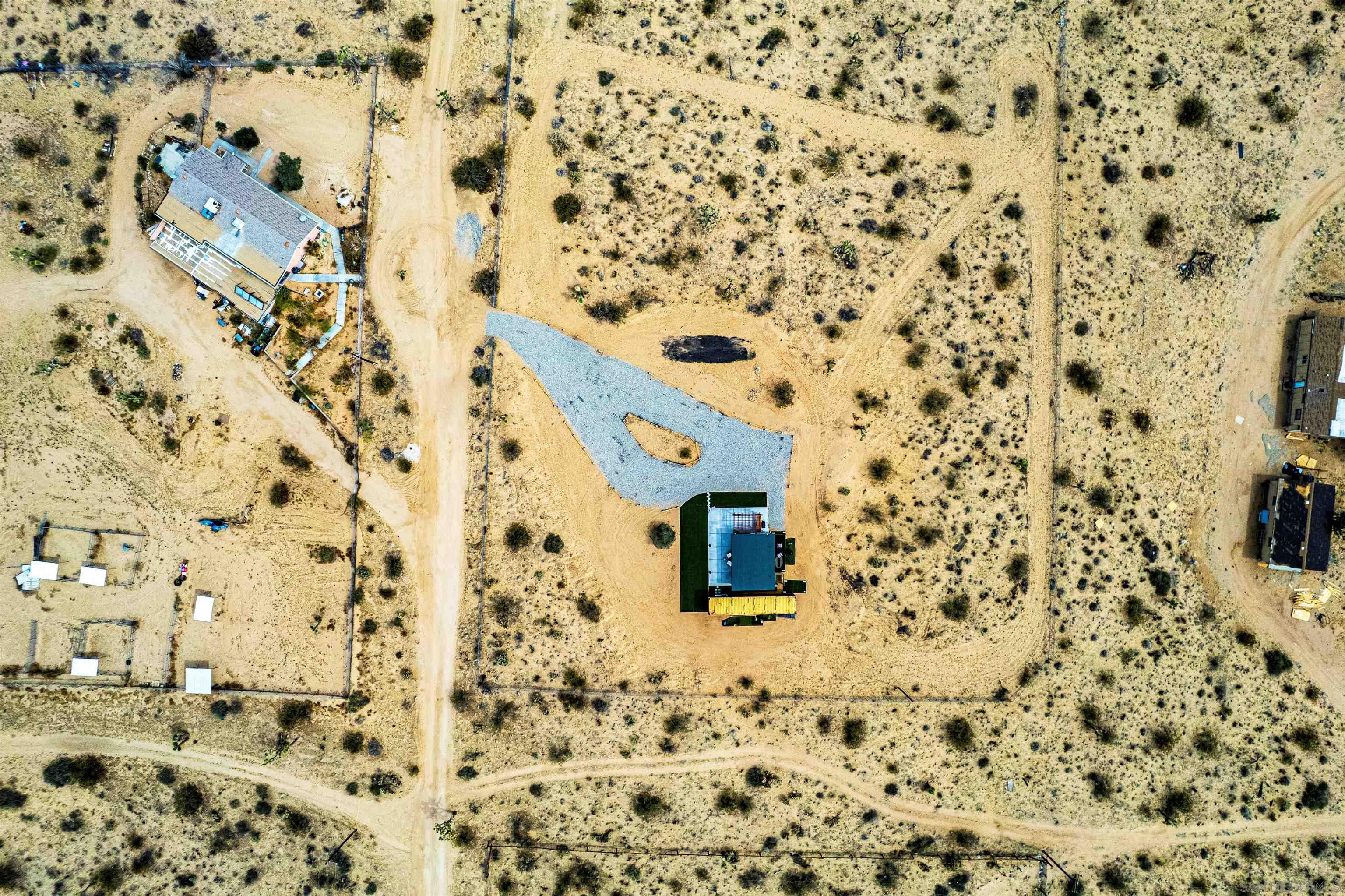 2135 Road Runner Ln