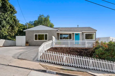 1221 Braddock St, San Diego, CA 92114 - #: 250019589