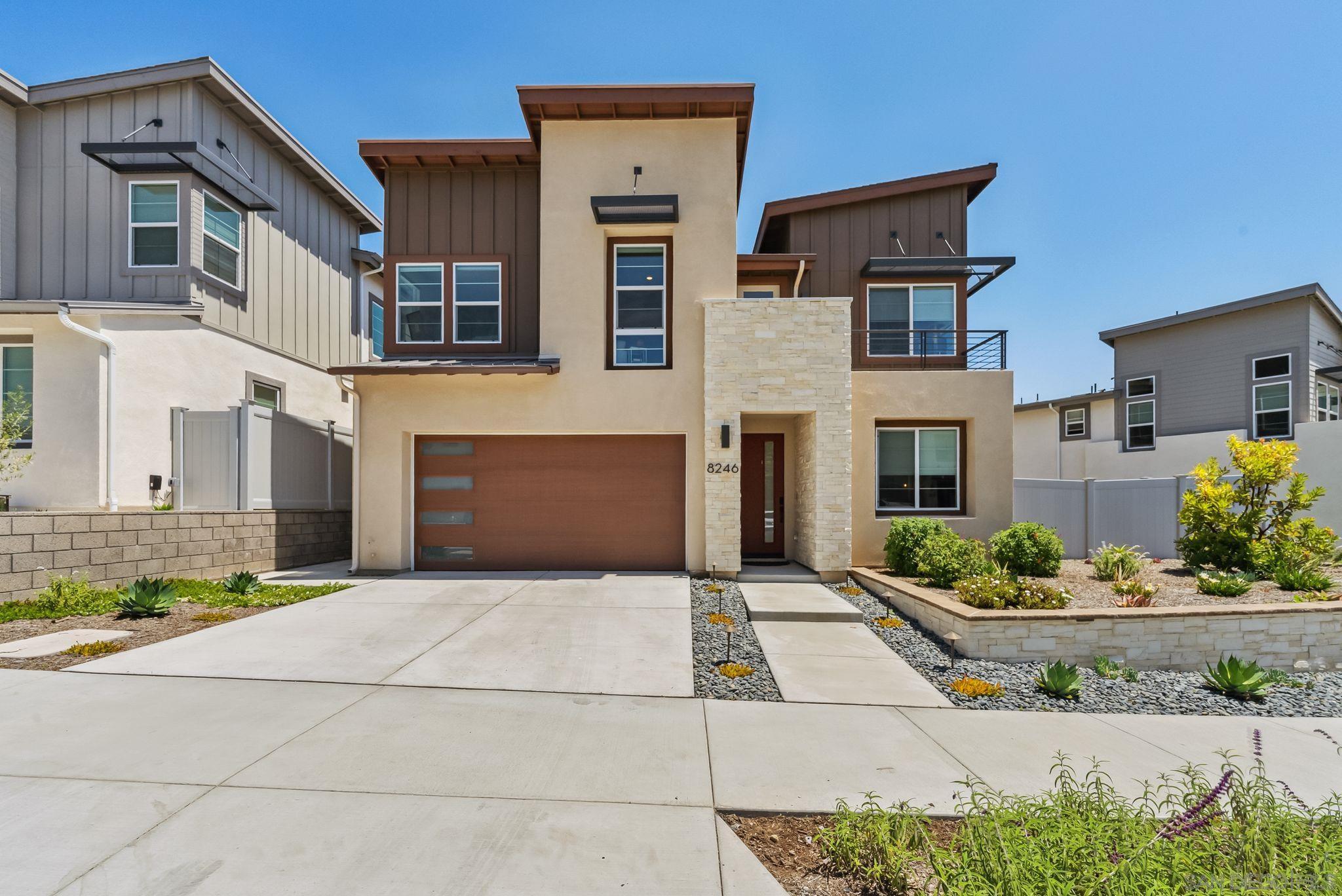 8246 Rose Quartz Cir