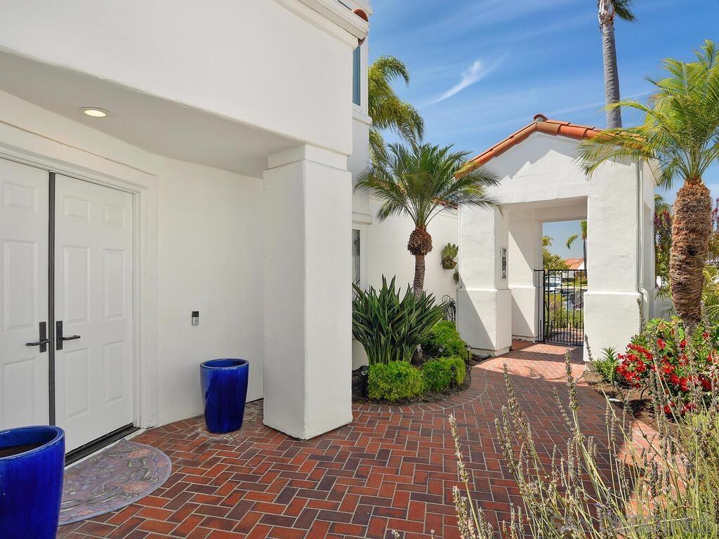 4843 MARATHON WAY