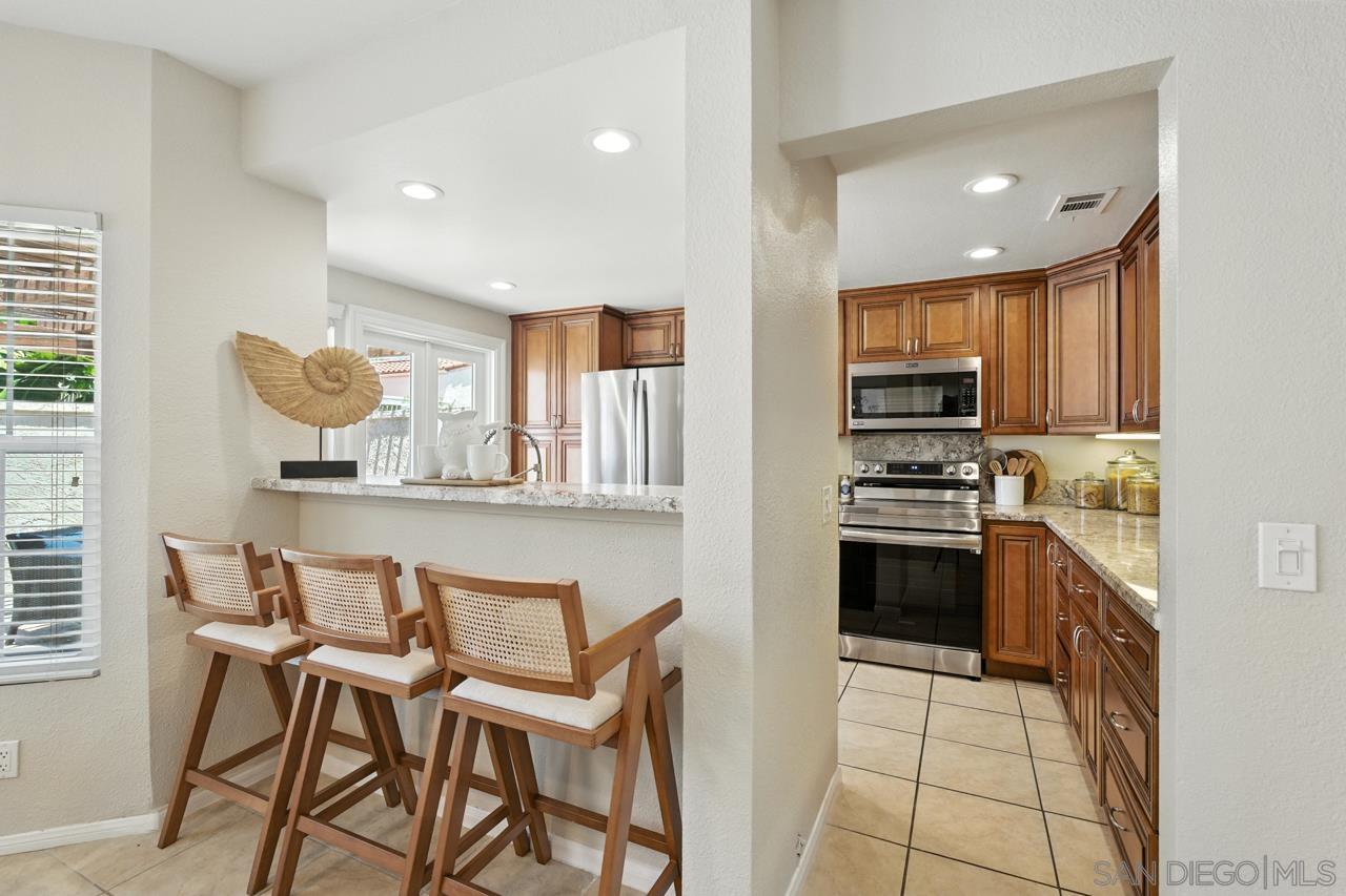 15905 Avenida Villaha 81