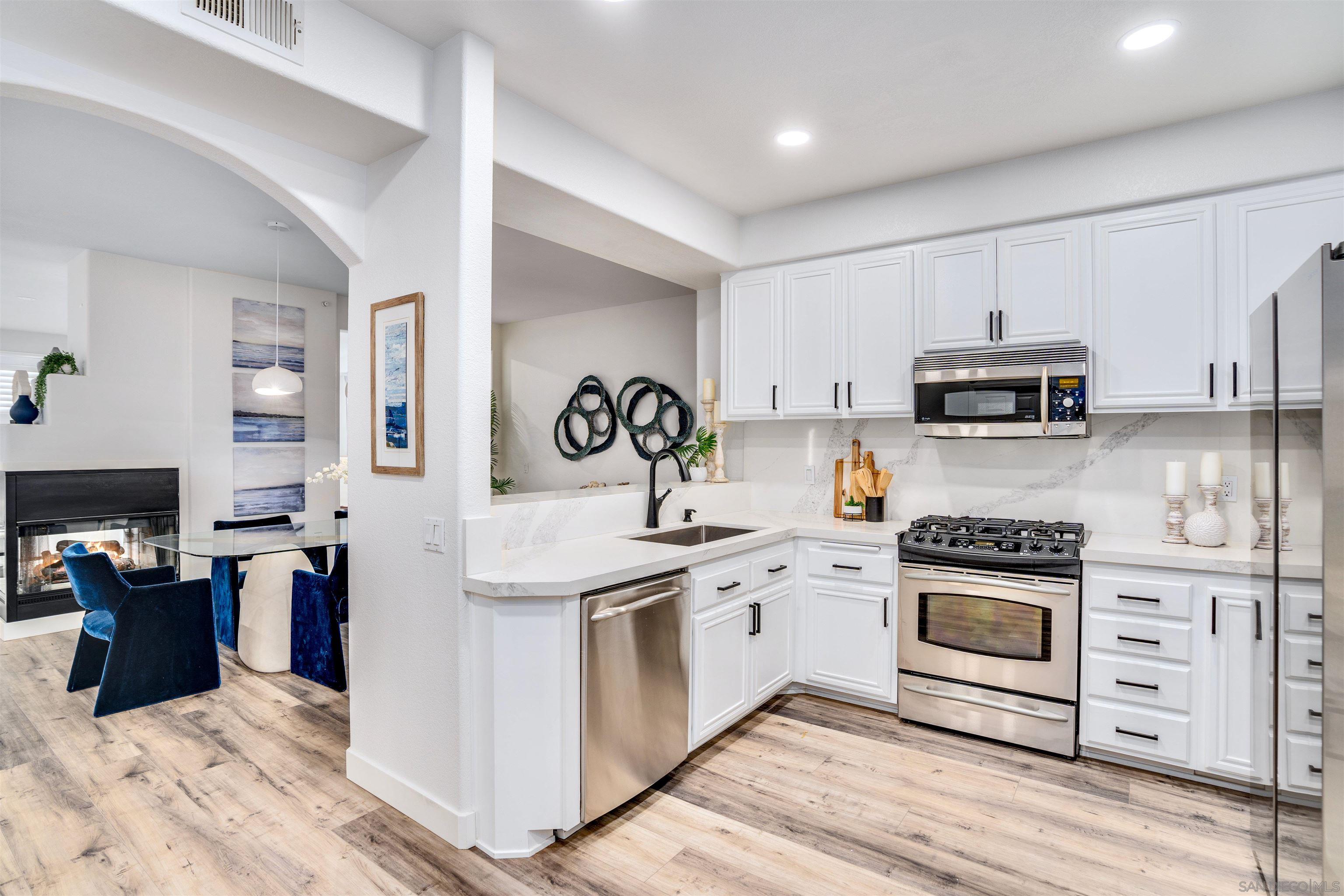 344 Orange Ave 203