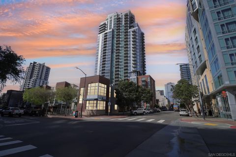 800  The Mark Lane  2703 San Diego CA 92101