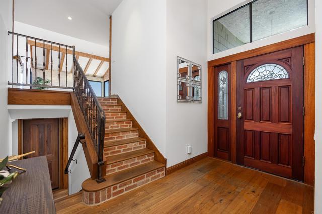 13374 Caminito Mar Villa