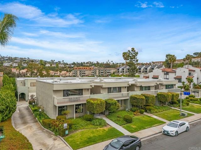 7520 Jerez Court