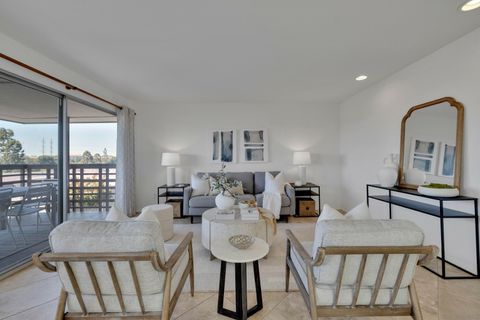 6382  Caminito Marcial San Diego CA 92111