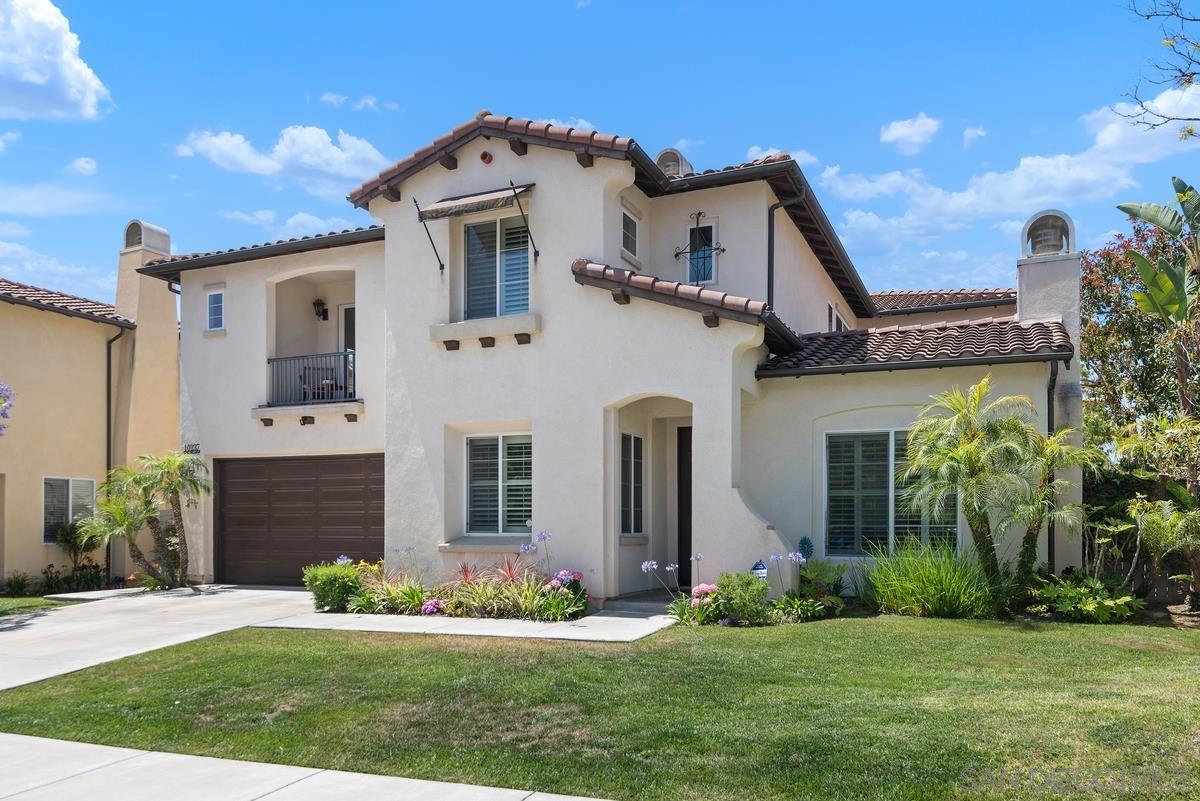 10237 Paseo De Linda