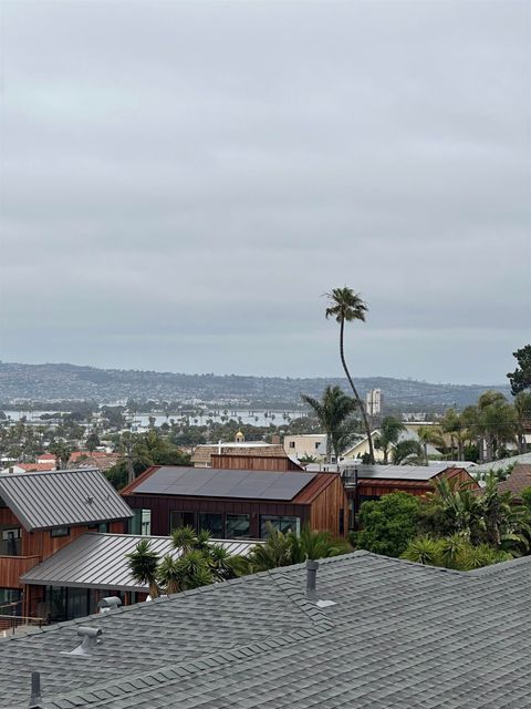 4617-19  Del Monte Ave San Diego CA 92107