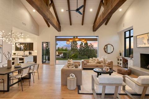 5508 Avenida Maravillas Rancho Santa Fe CA 92067