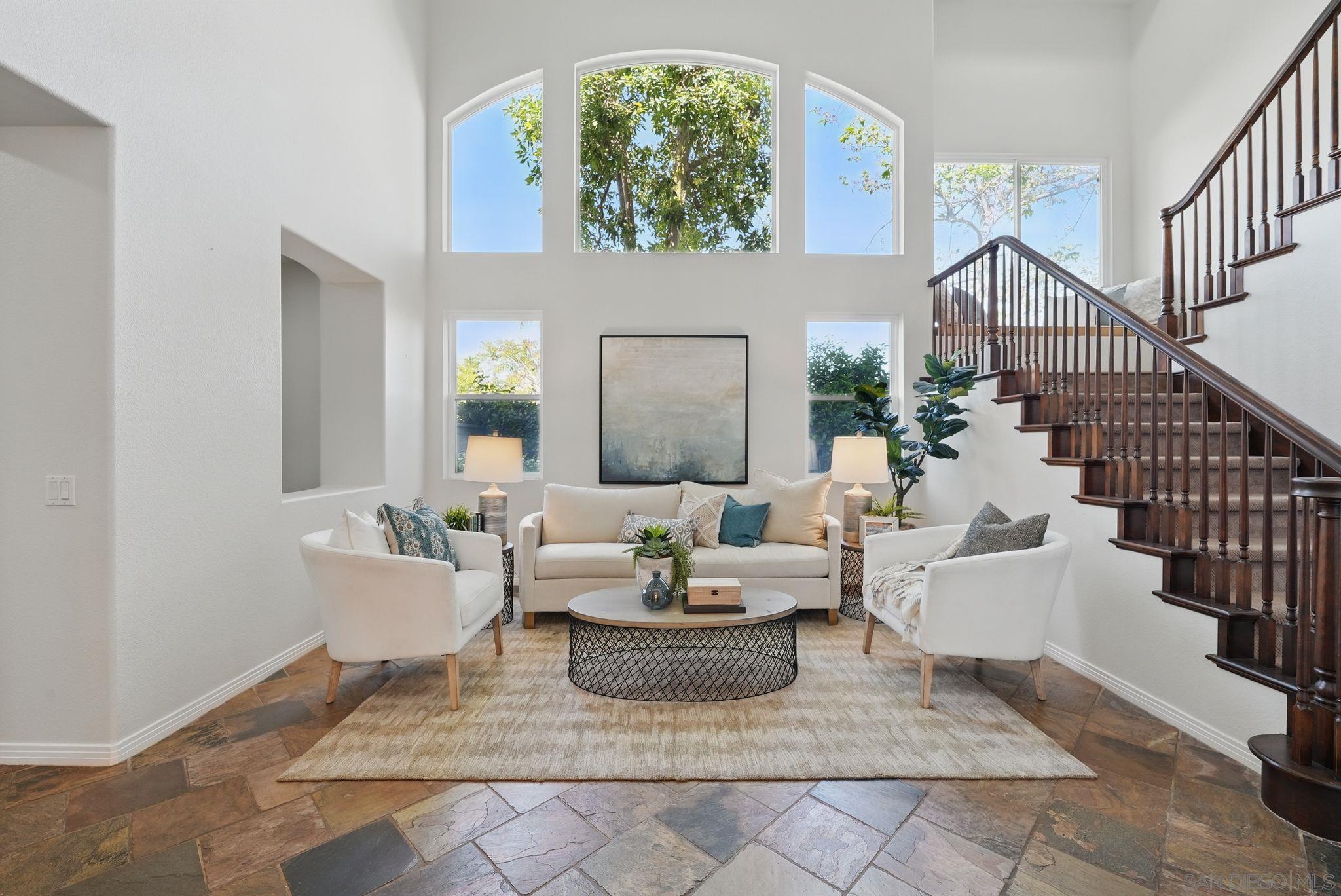 3255 Rancho Companero