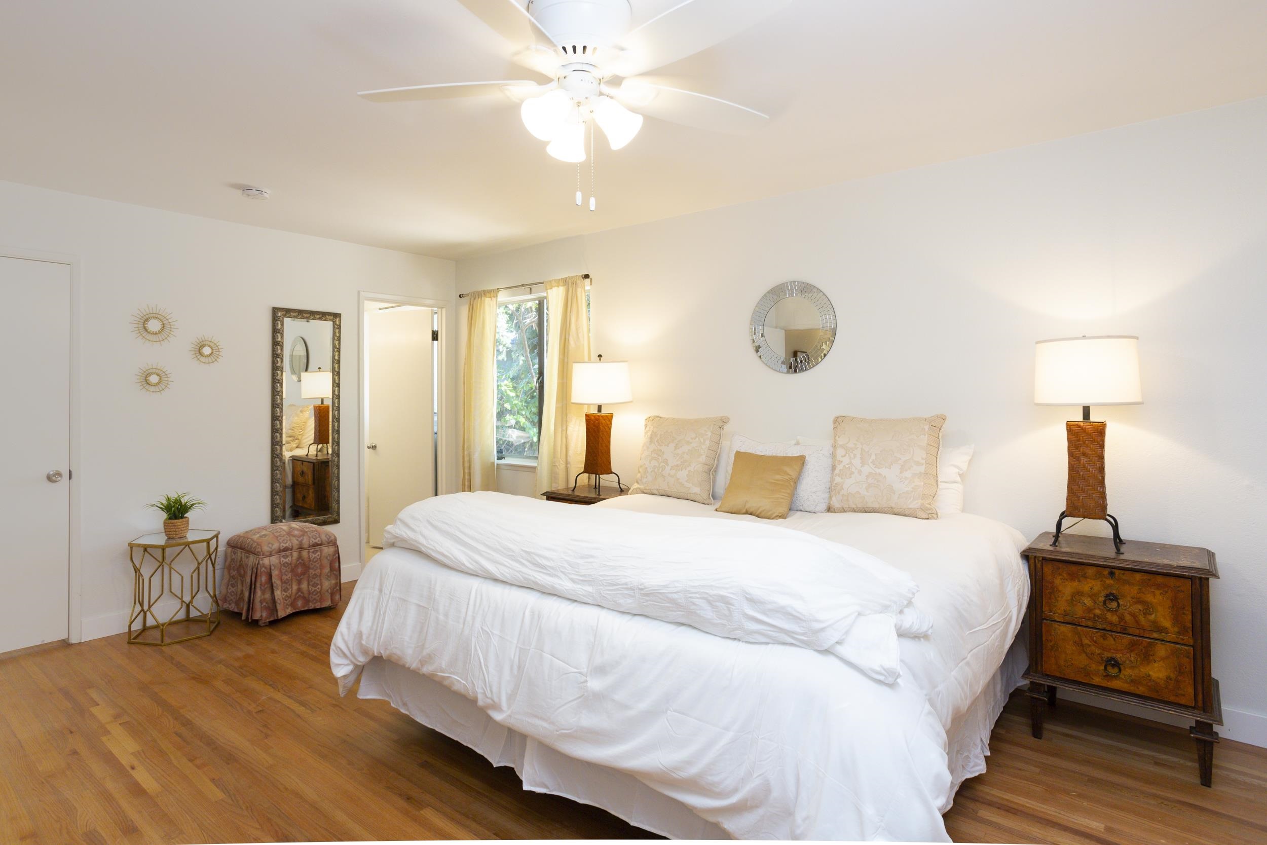 La Jolla, California 92037, United States, 4 Bedrooms Bedrooms, ,2 BathroomsBathrooms,Residential,Active,58520