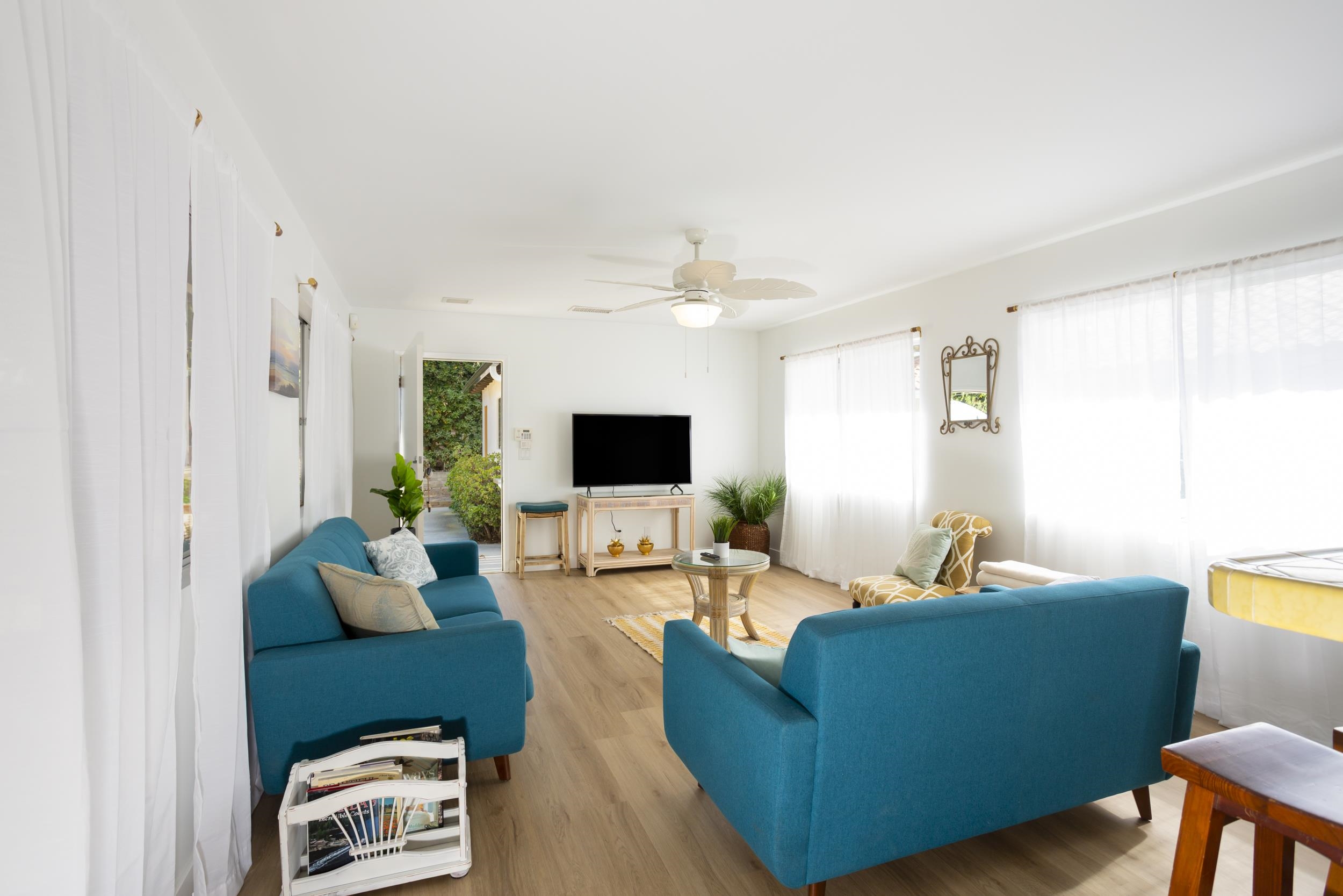 La Jolla, California 92037, United States, 4 Bedrooms Bedrooms, ,2 BathroomsBathrooms,Residential,Active,58520