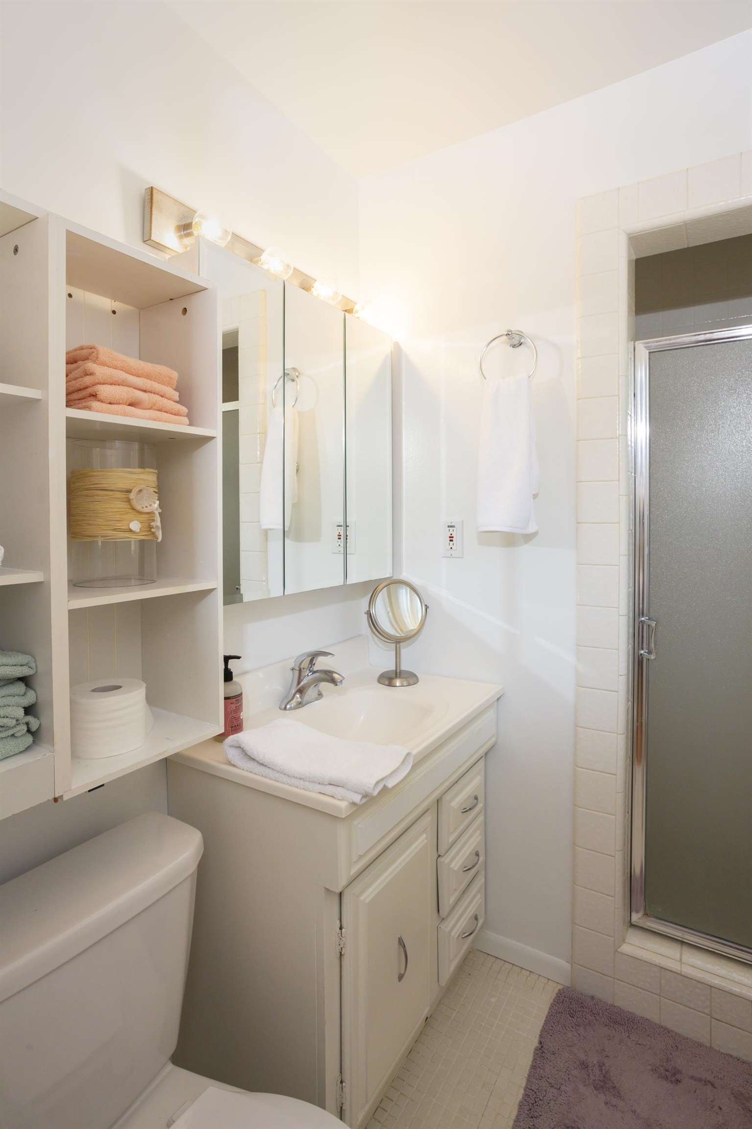 La Jolla, California 92037, United States, 4 Bedrooms Bedrooms, ,2 BathroomsBathrooms,Residential,Active,58520