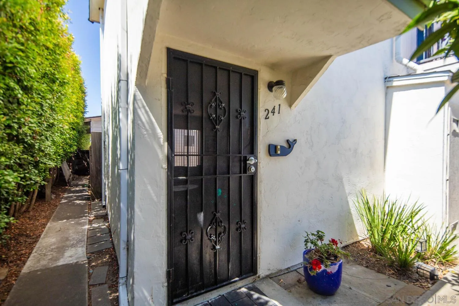 Coronado, California 92118, United States, 6 Bedrooms Bedrooms, ,4 BathroomsBathrooms,Residential,Active,46291