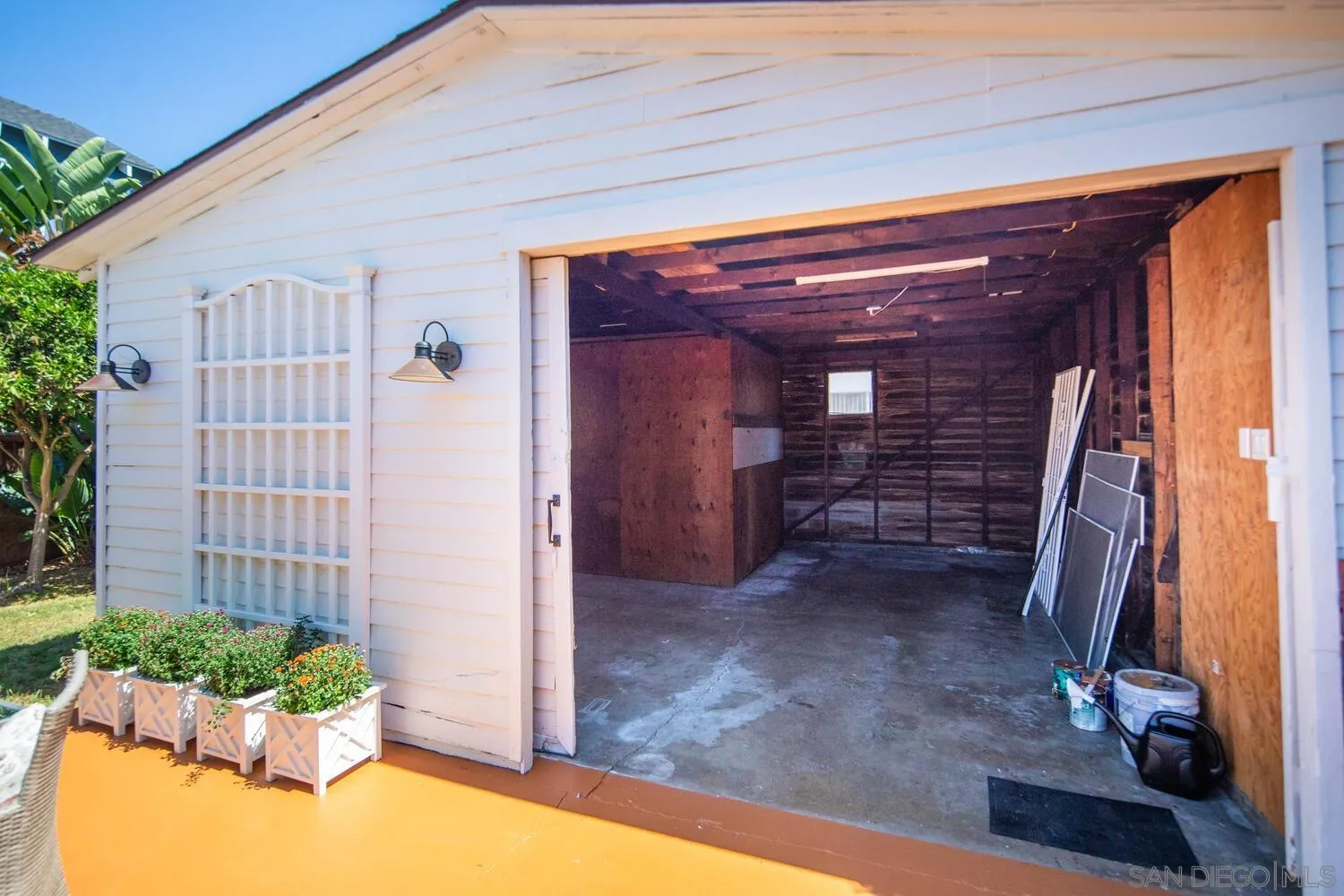 Coronado, California 92118, United States, 6 Bedrooms Bedrooms, ,4 BathroomsBathrooms,Residential,Active,46291