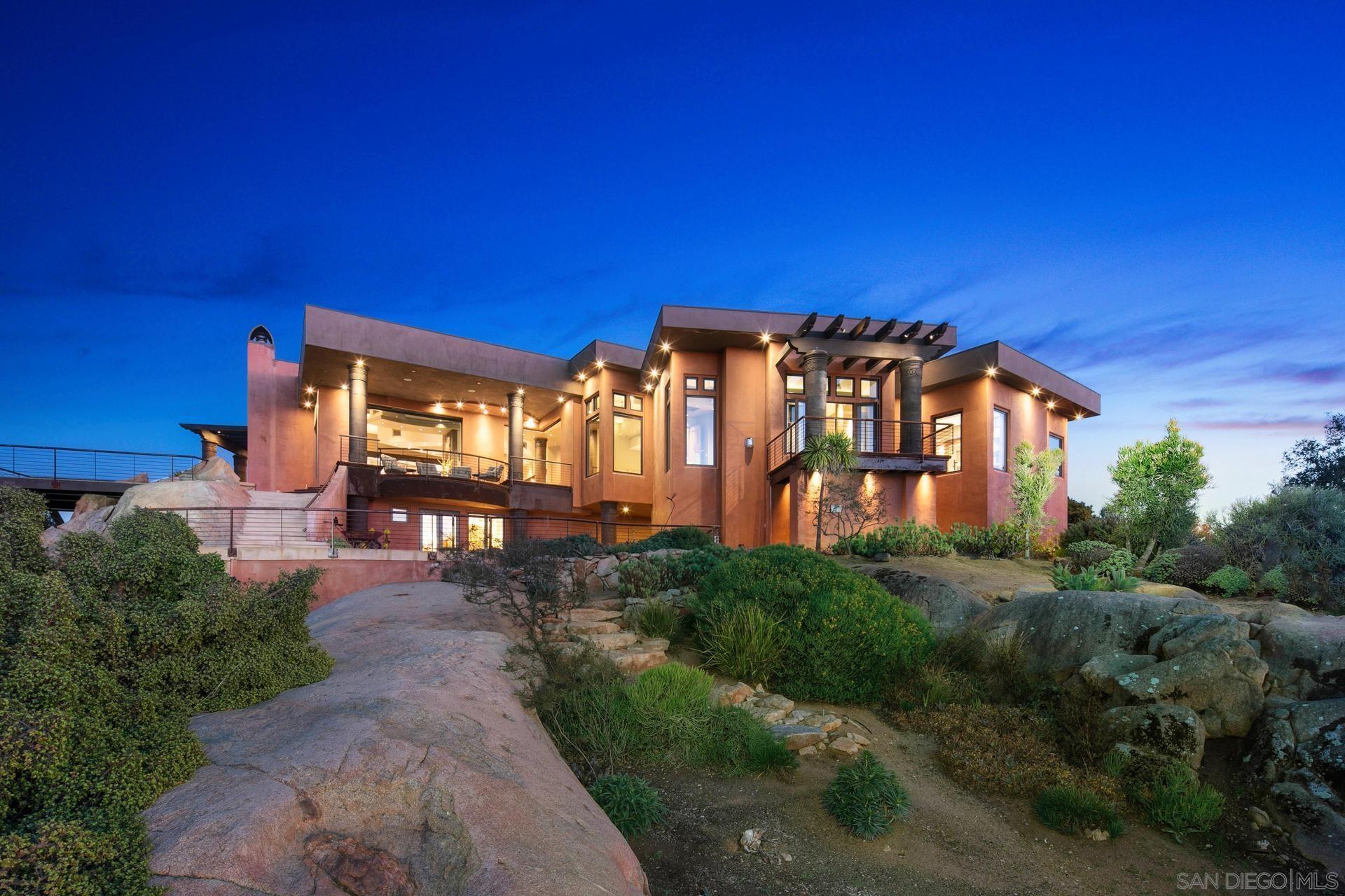 19210 Highland Hills Dr