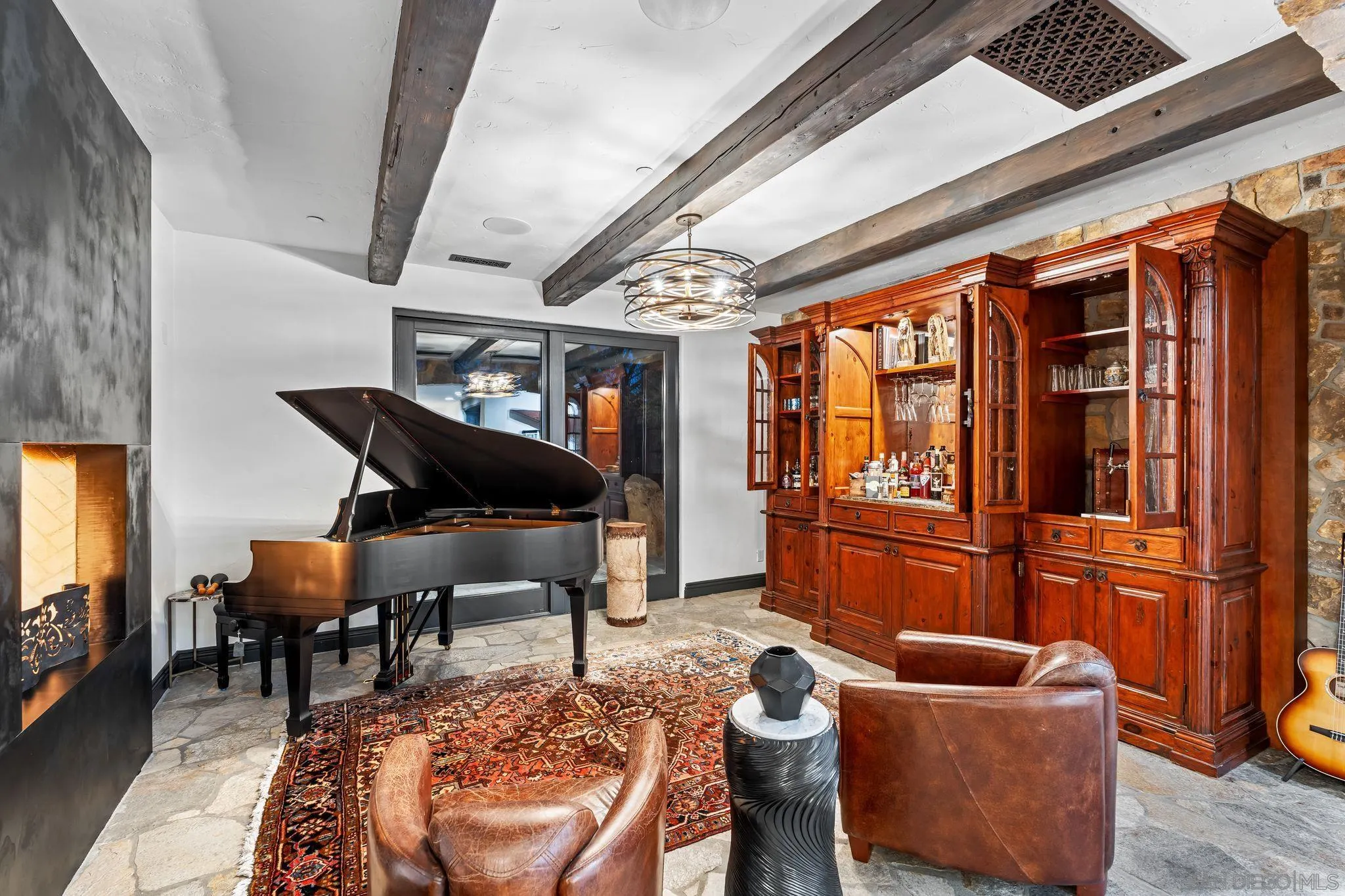 Rancho Santa Fe, California 92067, United States, 5 Bedrooms Bedrooms, ,6 BathroomsBathrooms,Residential,Active,134573