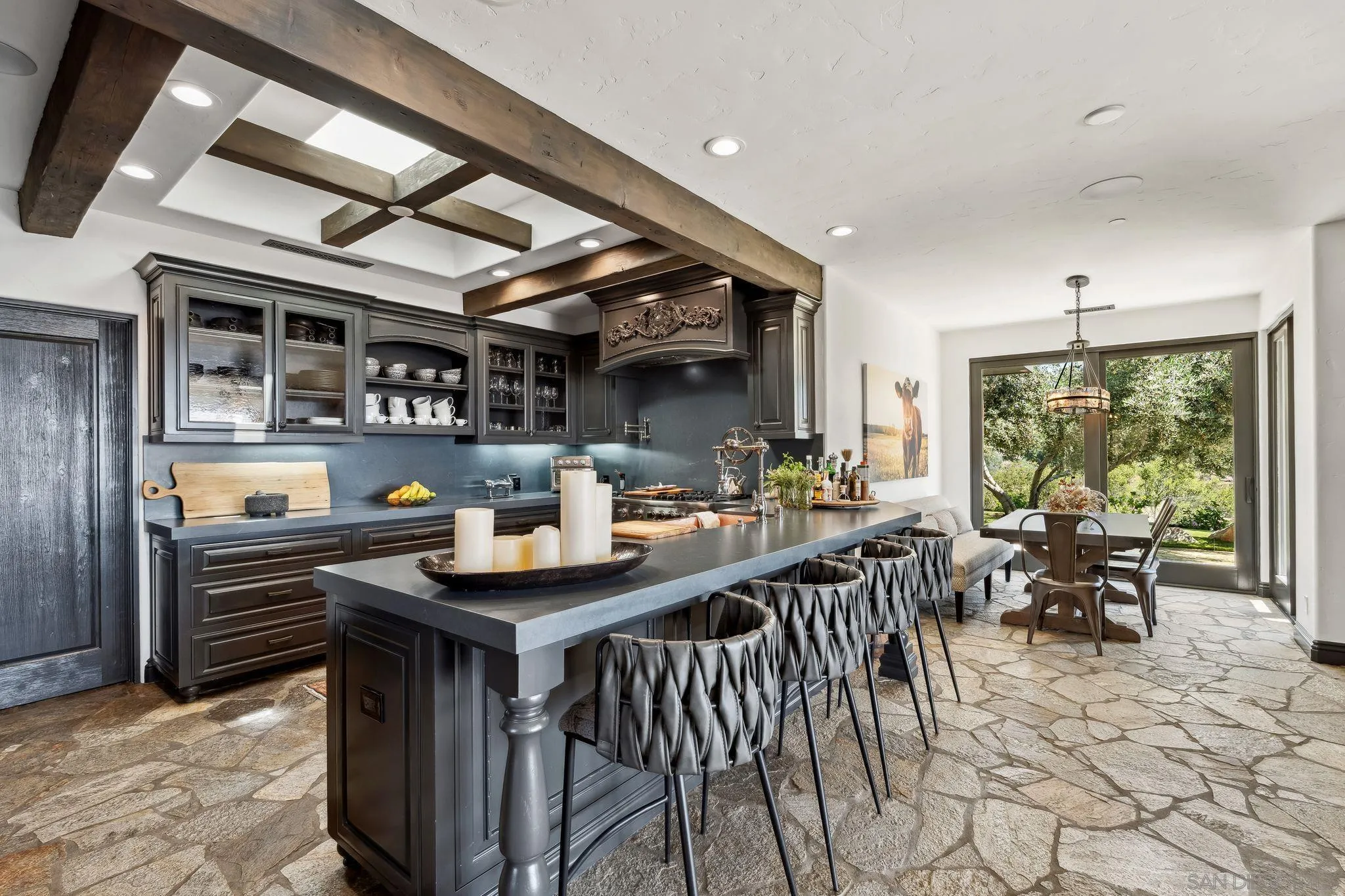 Rancho Santa Fe, California 92067, United States, 5 Bedrooms Bedrooms, ,6 BathroomsBathrooms,Residential,Active,134573