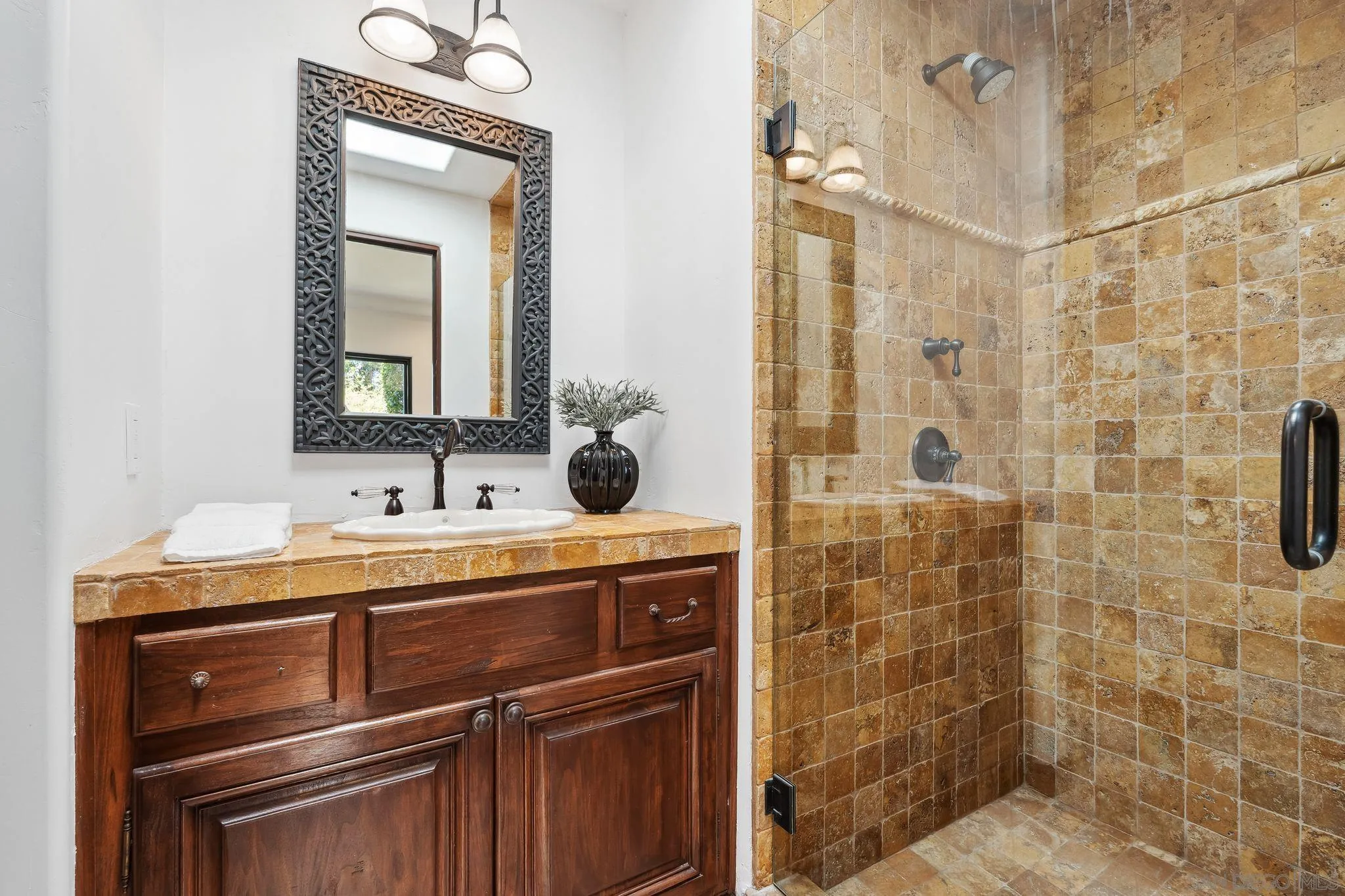 Rancho Santa Fe, California 92067, United States, 5 Bedrooms Bedrooms, ,6 BathroomsBathrooms,Residential,Active,134573