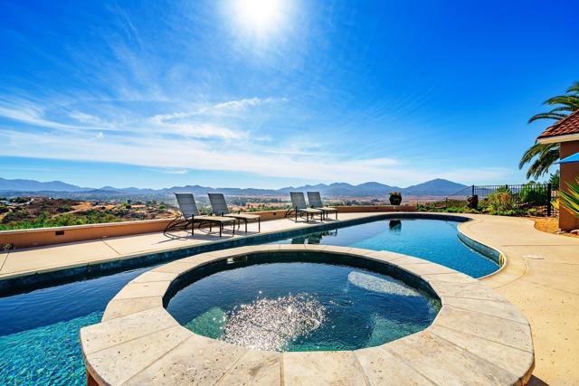 1185 Cedar Summit Drive