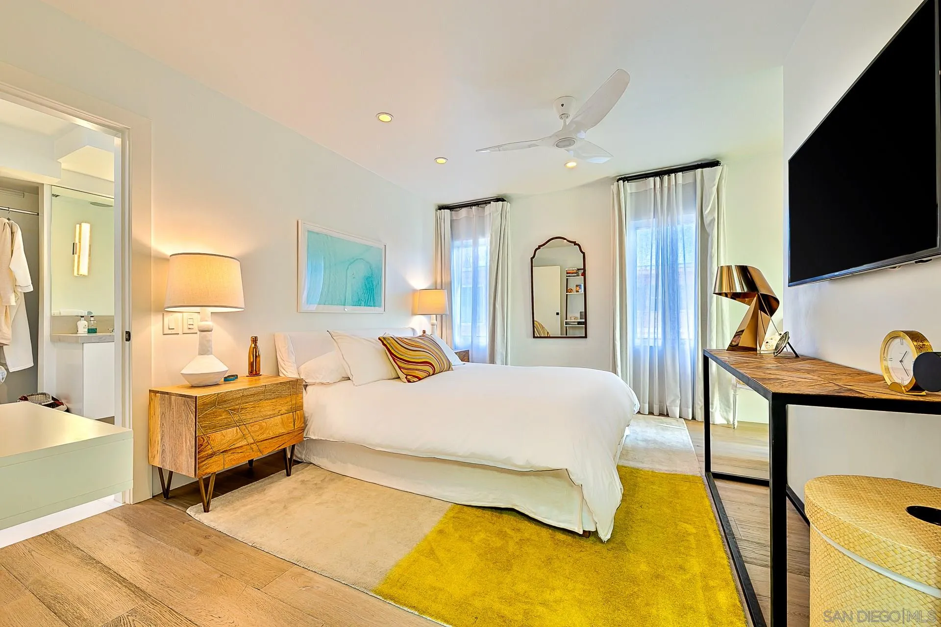 La Jolla, California 92037, United States, 3 Bedrooms Bedrooms, ,4 BathroomsBathrooms,Residential,Active,63217