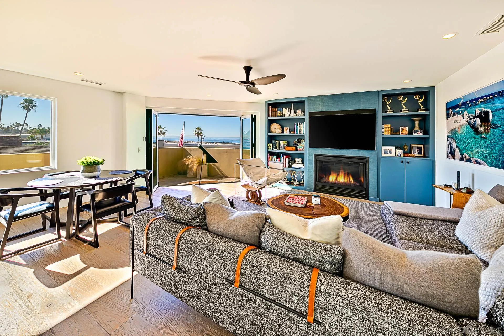 La Jolla, California 92037, United States, 3 Bedrooms Bedrooms, ,4 BathroomsBathrooms,Residential,Active,63217