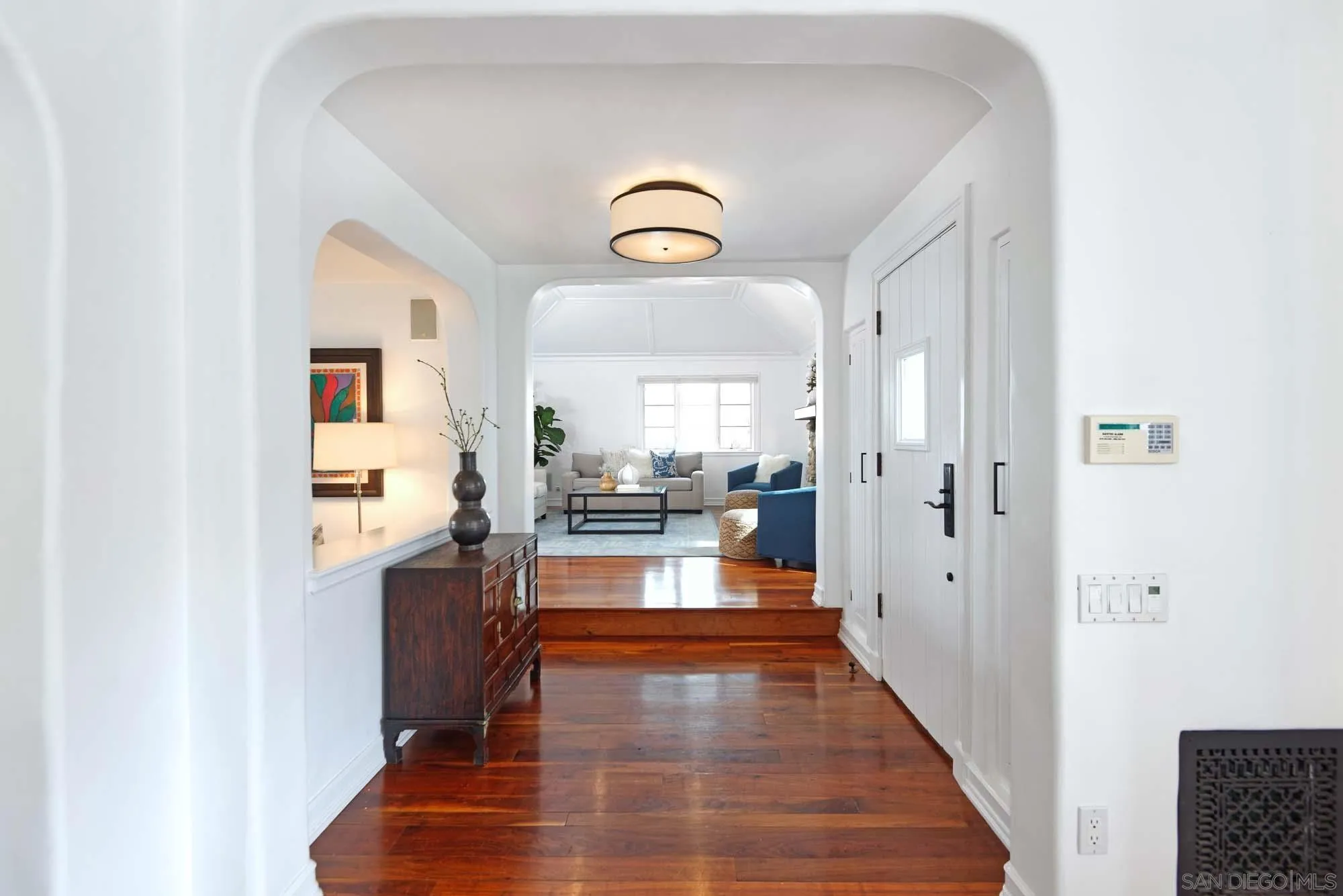 La Jolla, California 92037, United States, 4 Bedrooms Bedrooms, ,4 BathroomsBathrooms,Residential,Active,116544