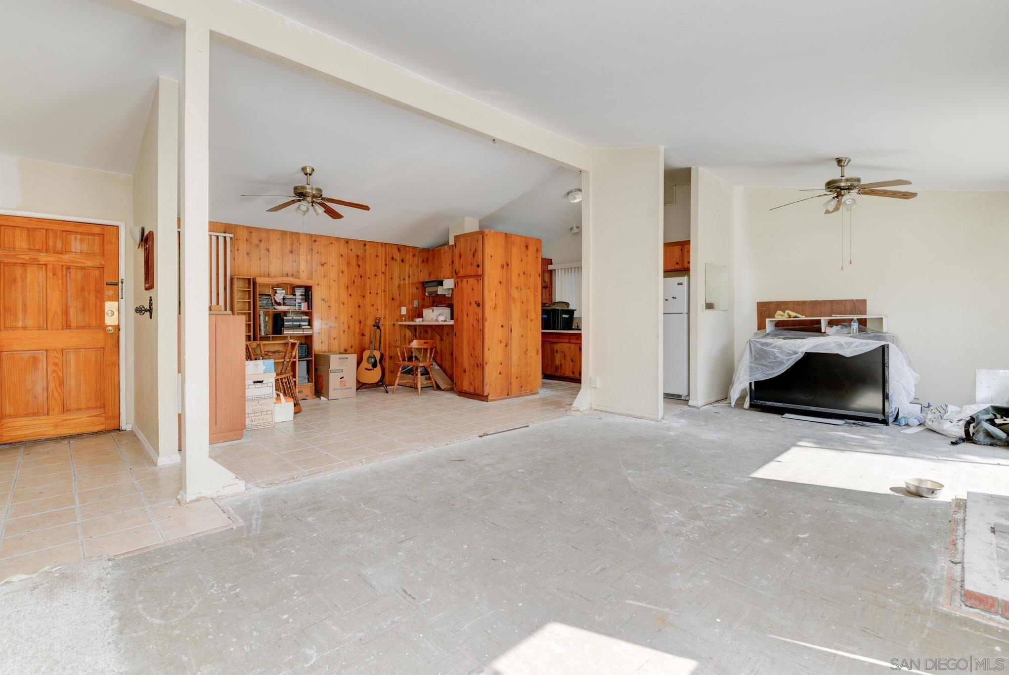 3413 Rollsreach Dr