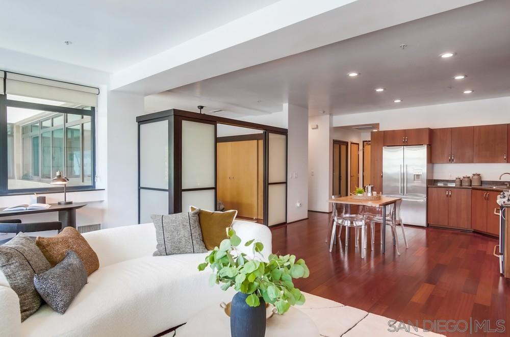1551 4Th Ave 208