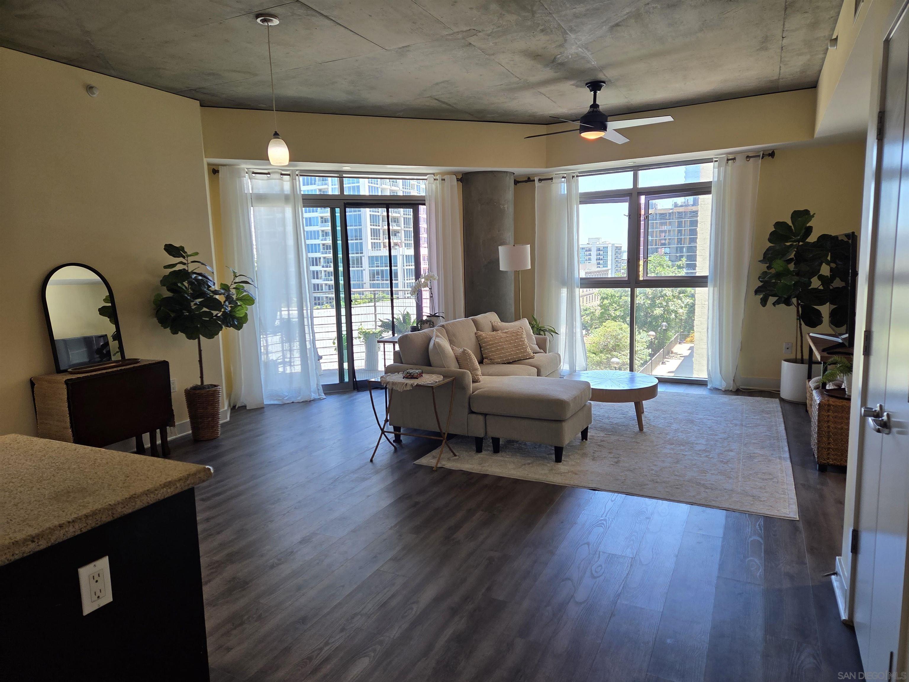 801 Ash St 203