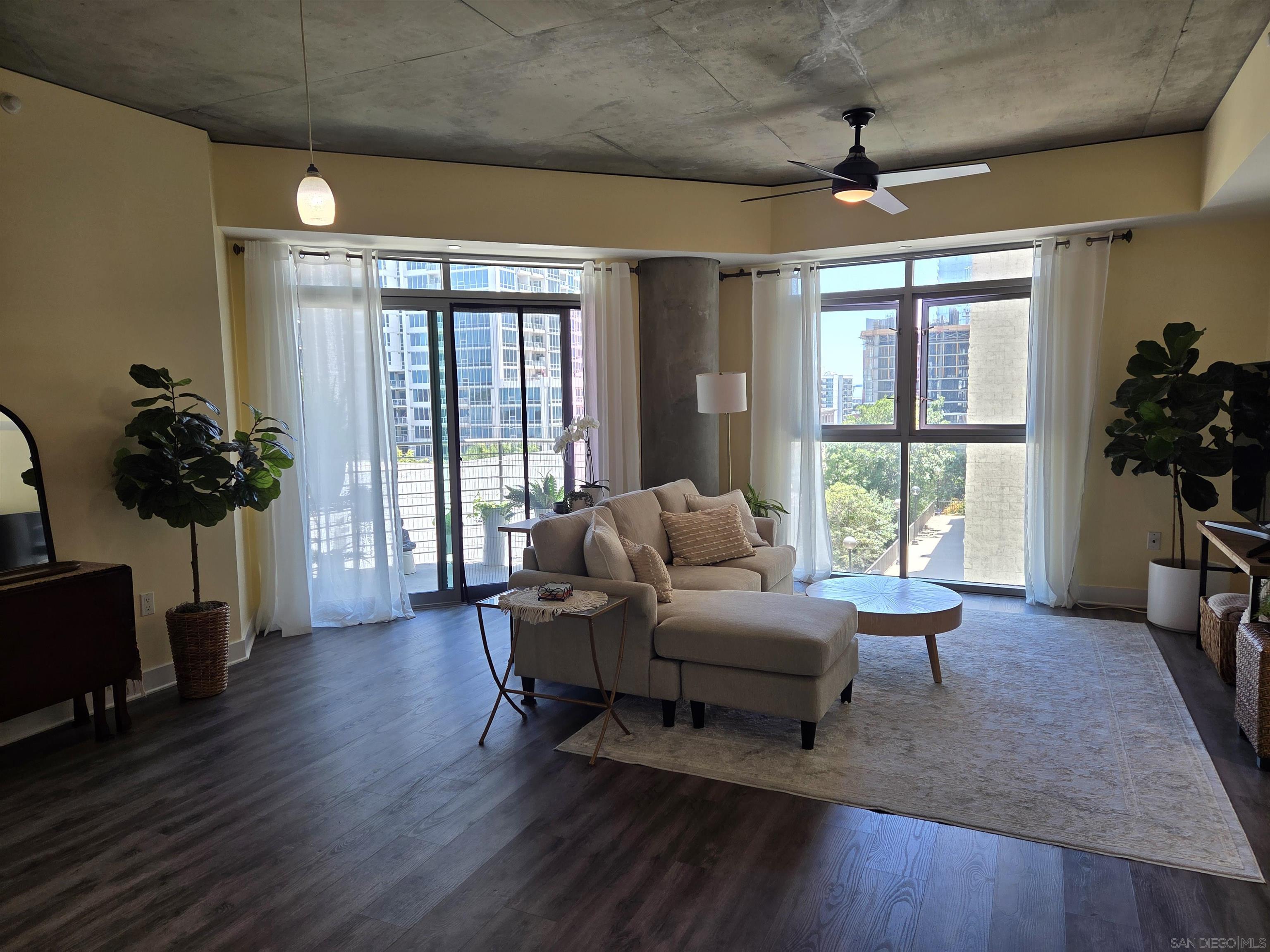 801 Ash St 203