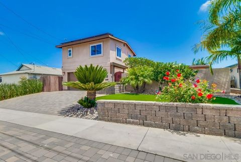 Single Family Residence in San Diego CA 4714 Mount Harris Dr.jpg