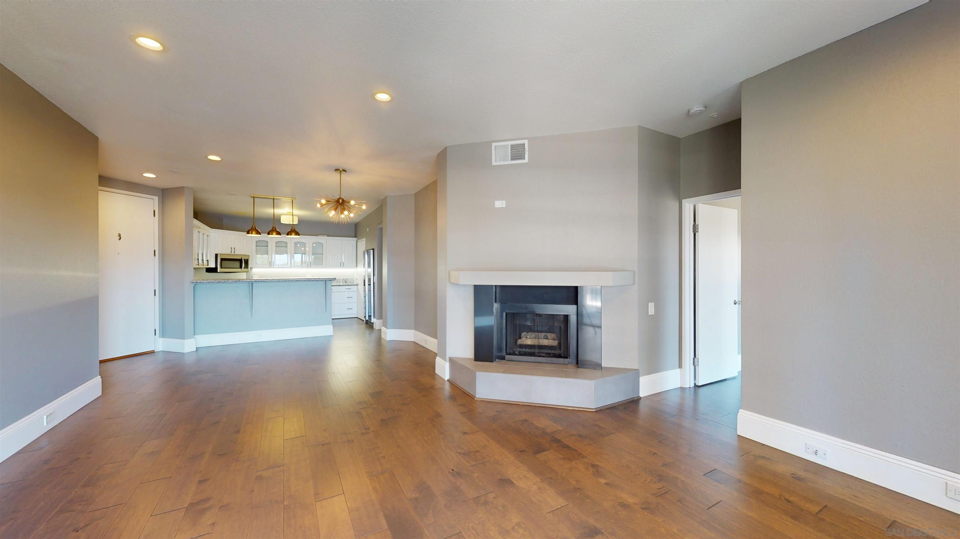 3560 1St Ave 20