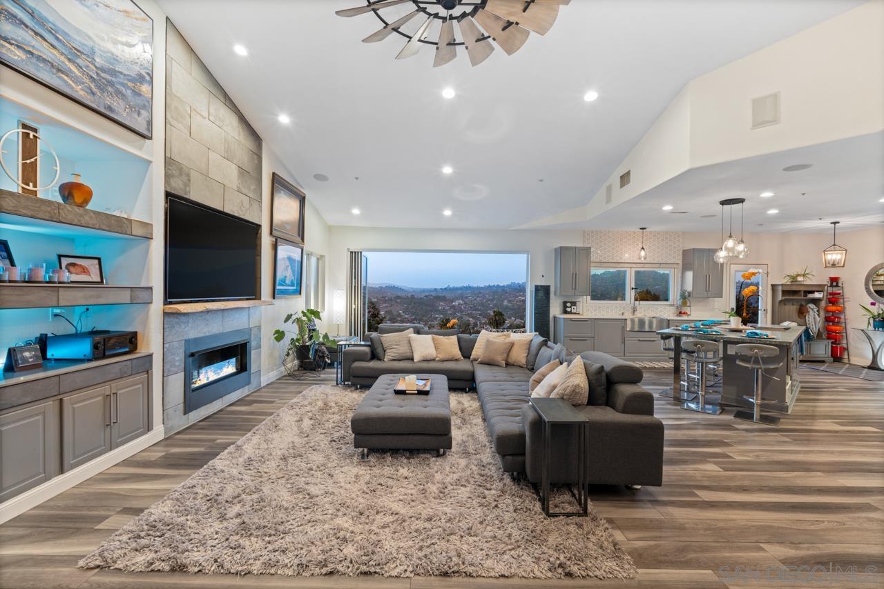 9420 Crest Drive