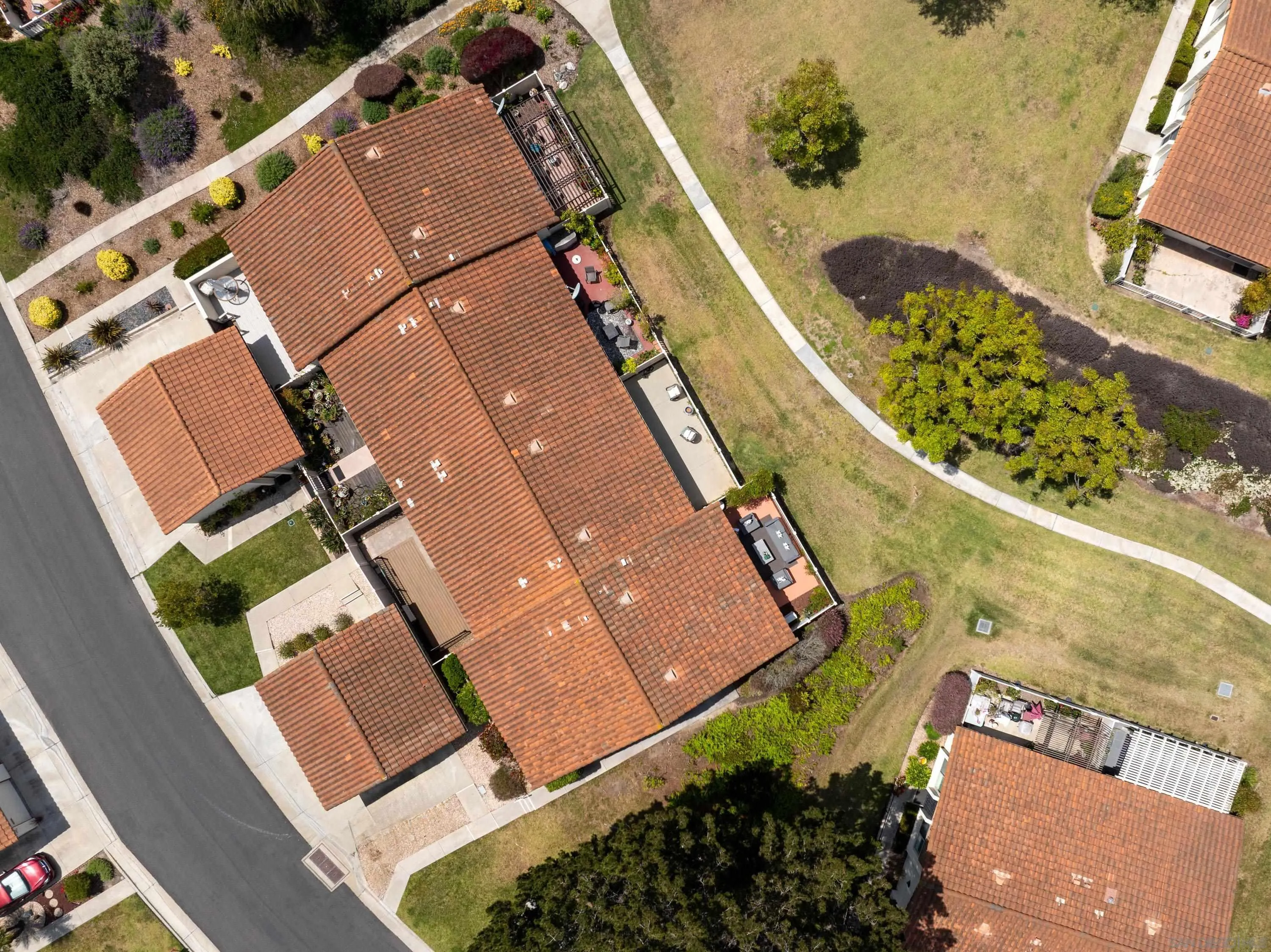 Encinitas, California 92024, United States, 3 Bedrooms Bedrooms, ,2 BathroomsBathrooms,Residential,Pending,128580