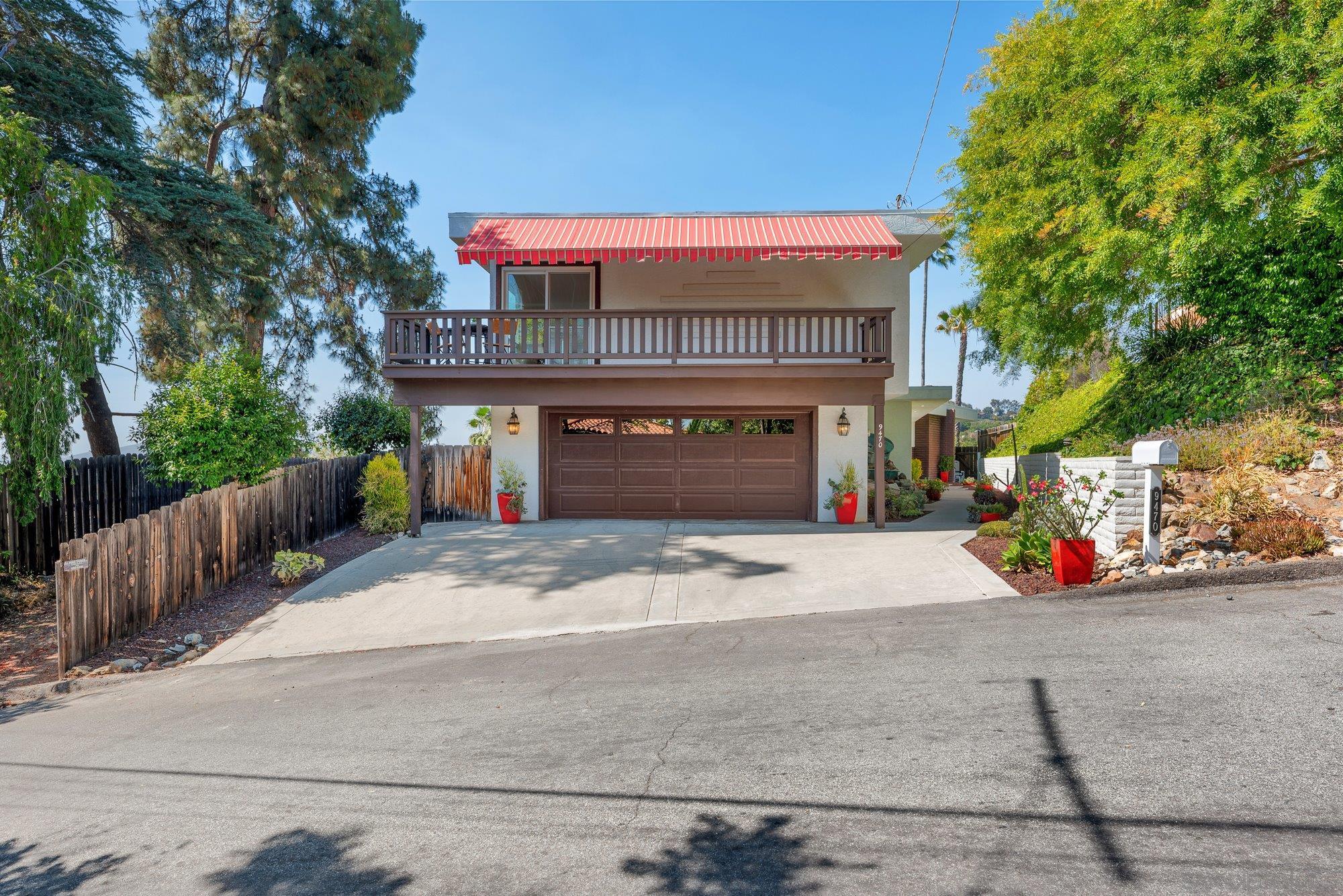 9470 La Cuesta Dr
