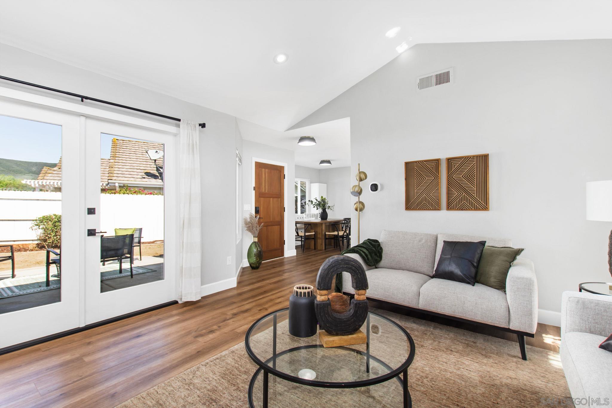 10260 Rancho Carmel Dr