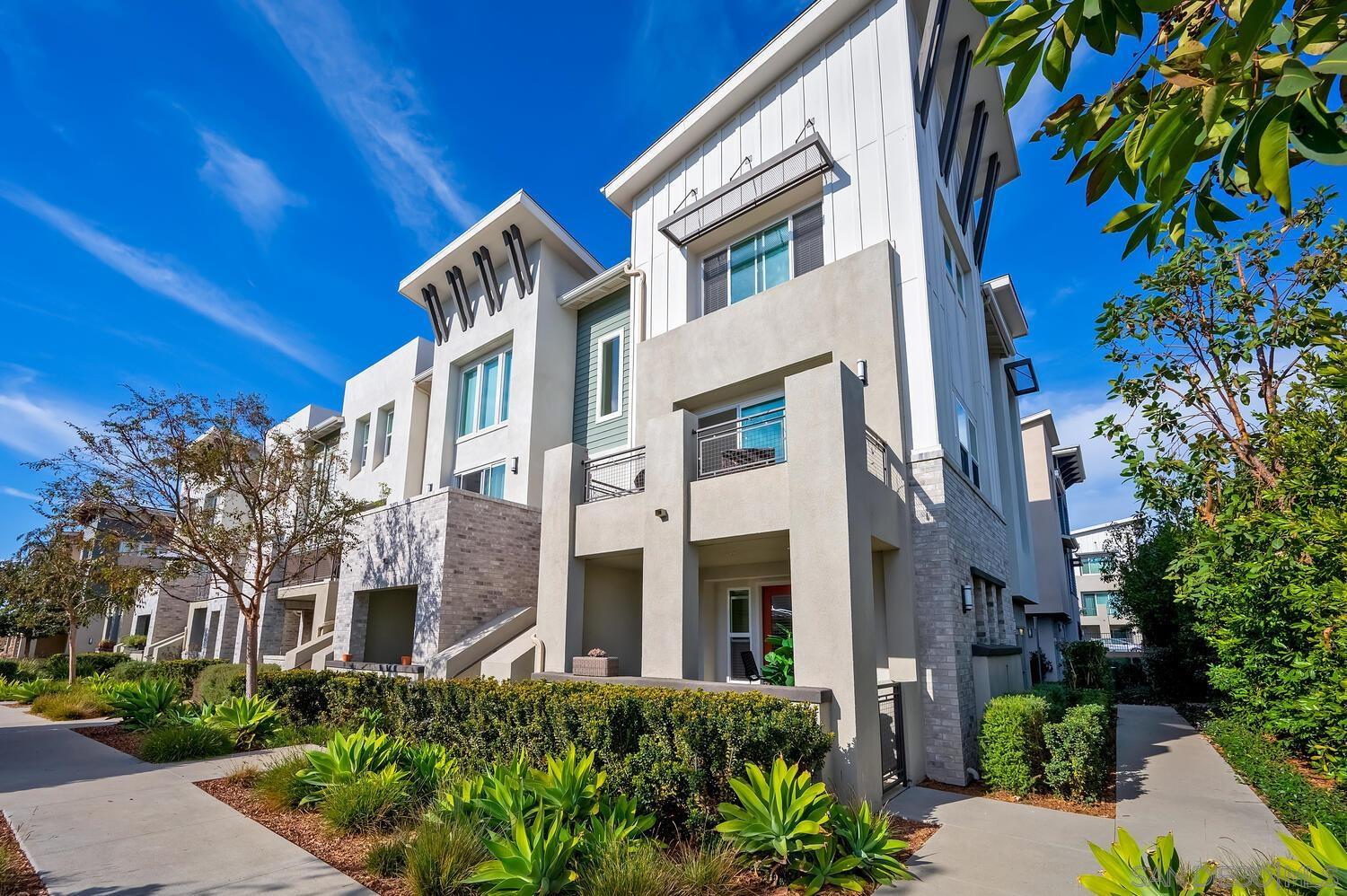 6108  Colt Pl  101

                                                                             Carlsbad                                

                                    , CA - $1,415,000