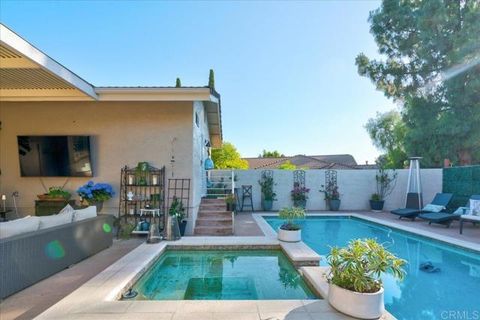 10138 Sage Hill Way Escondido CA 92026
