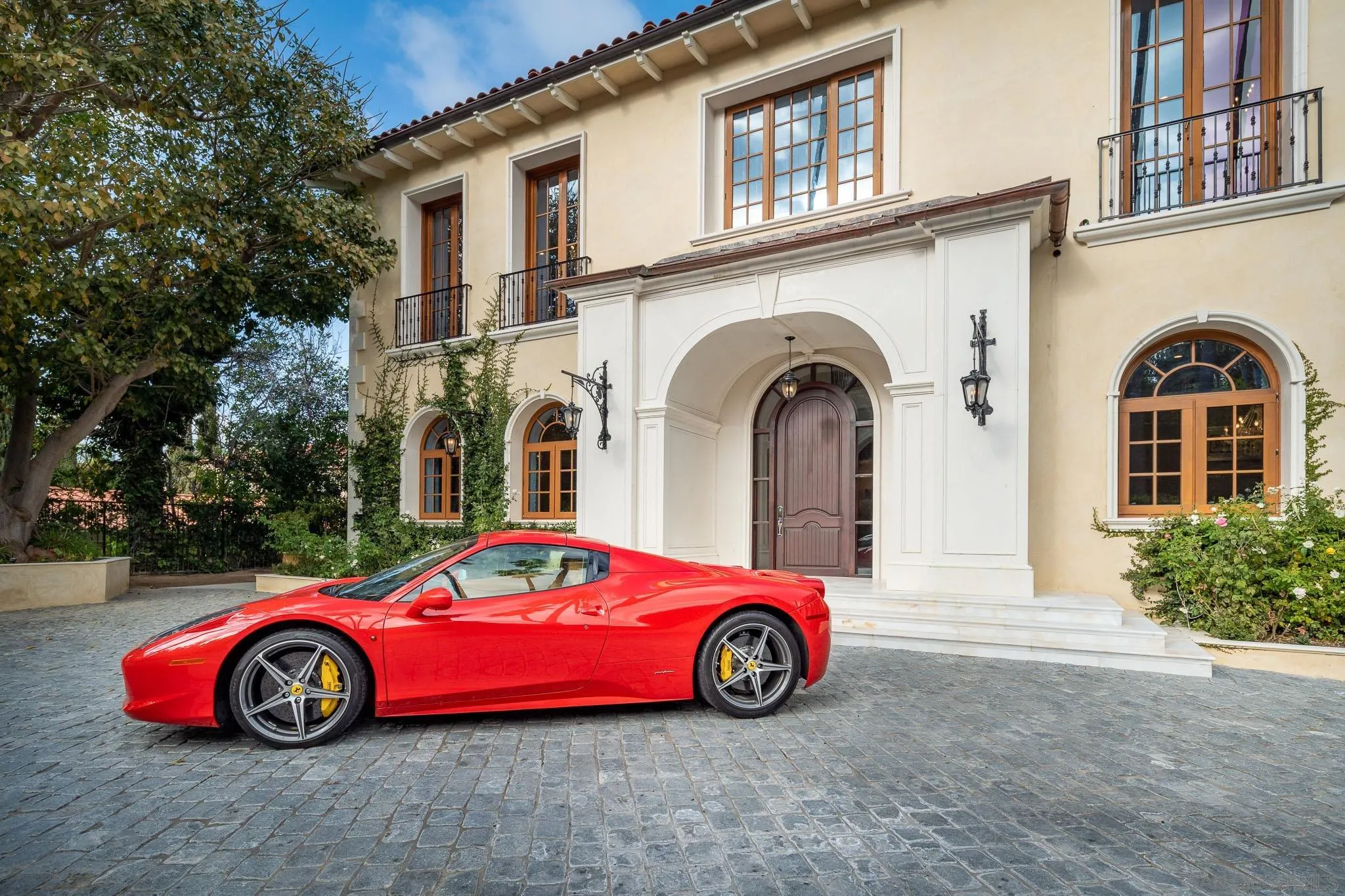 Rancho Santa Fe, California 92067, United States, 5 Bedrooms Bedrooms, ,6 BathroomsBathrooms,Residential,Active,59651