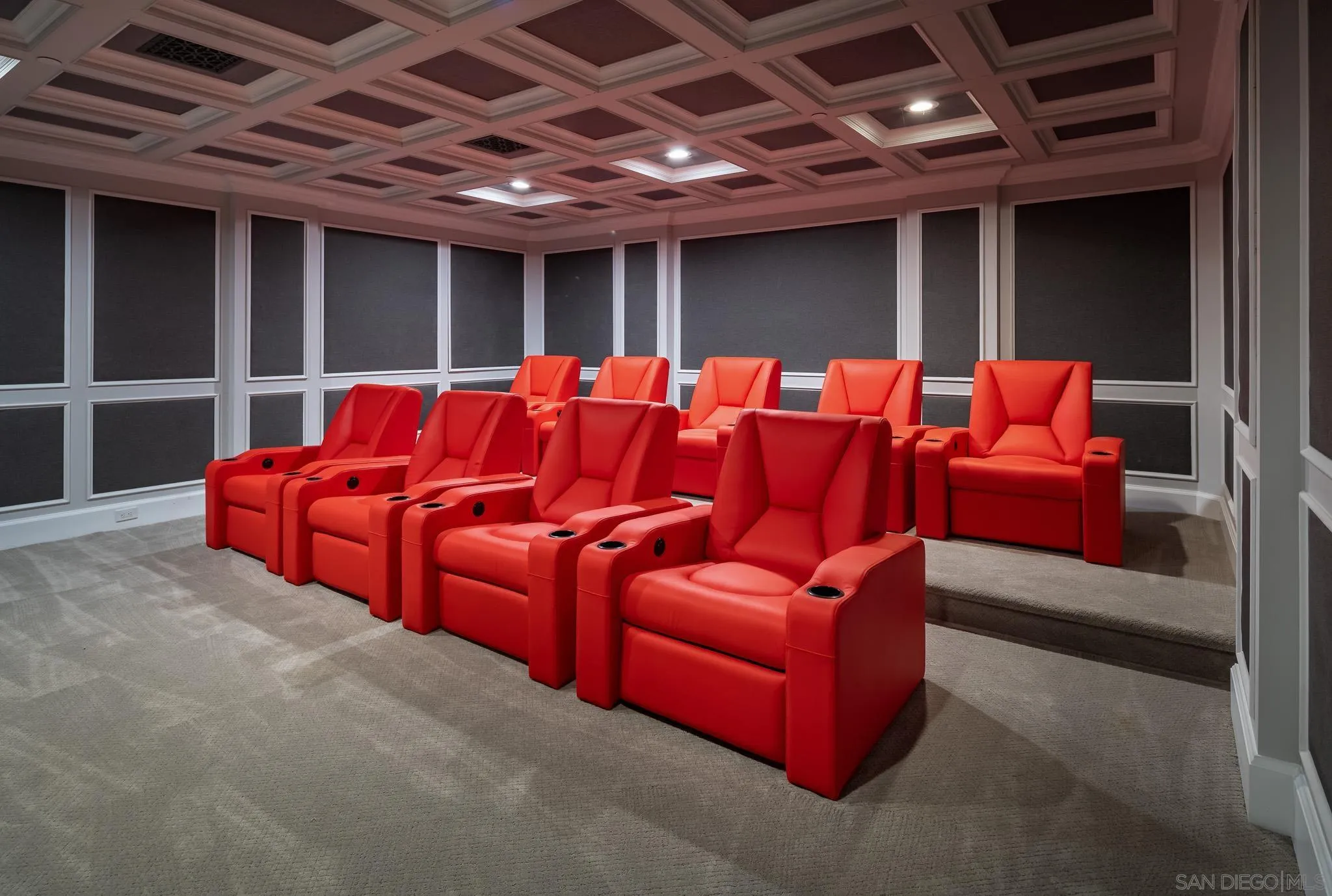 Rancho Santa Fe, California 92067, United States, 5 Bedrooms Bedrooms, ,6 BathroomsBathrooms,Residential,Active,59651