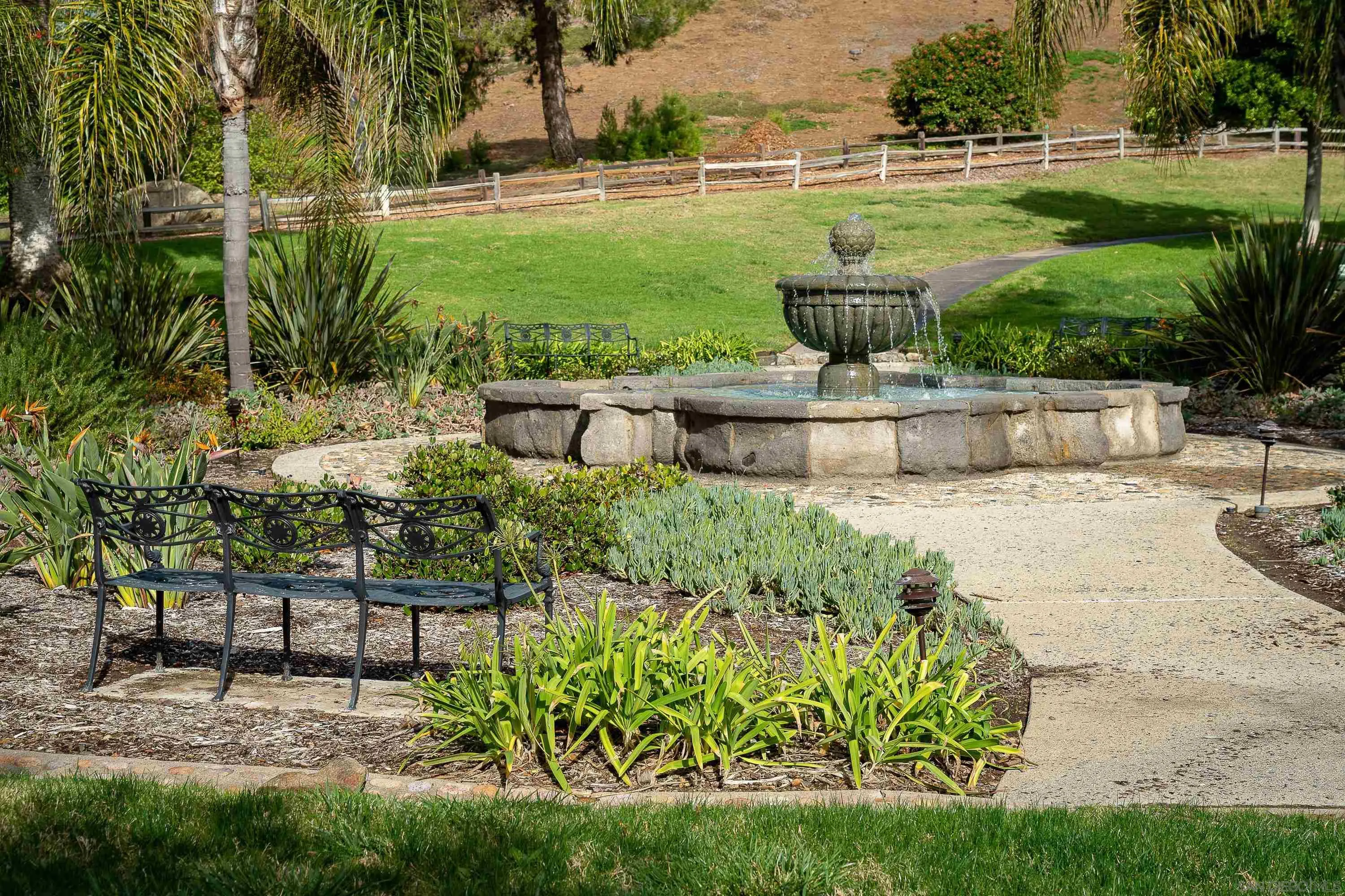 Rancho Santa Fe, California 92067, United States, 5 Bedrooms Bedrooms, ,6 BathroomsBathrooms,Residential,Active,59651