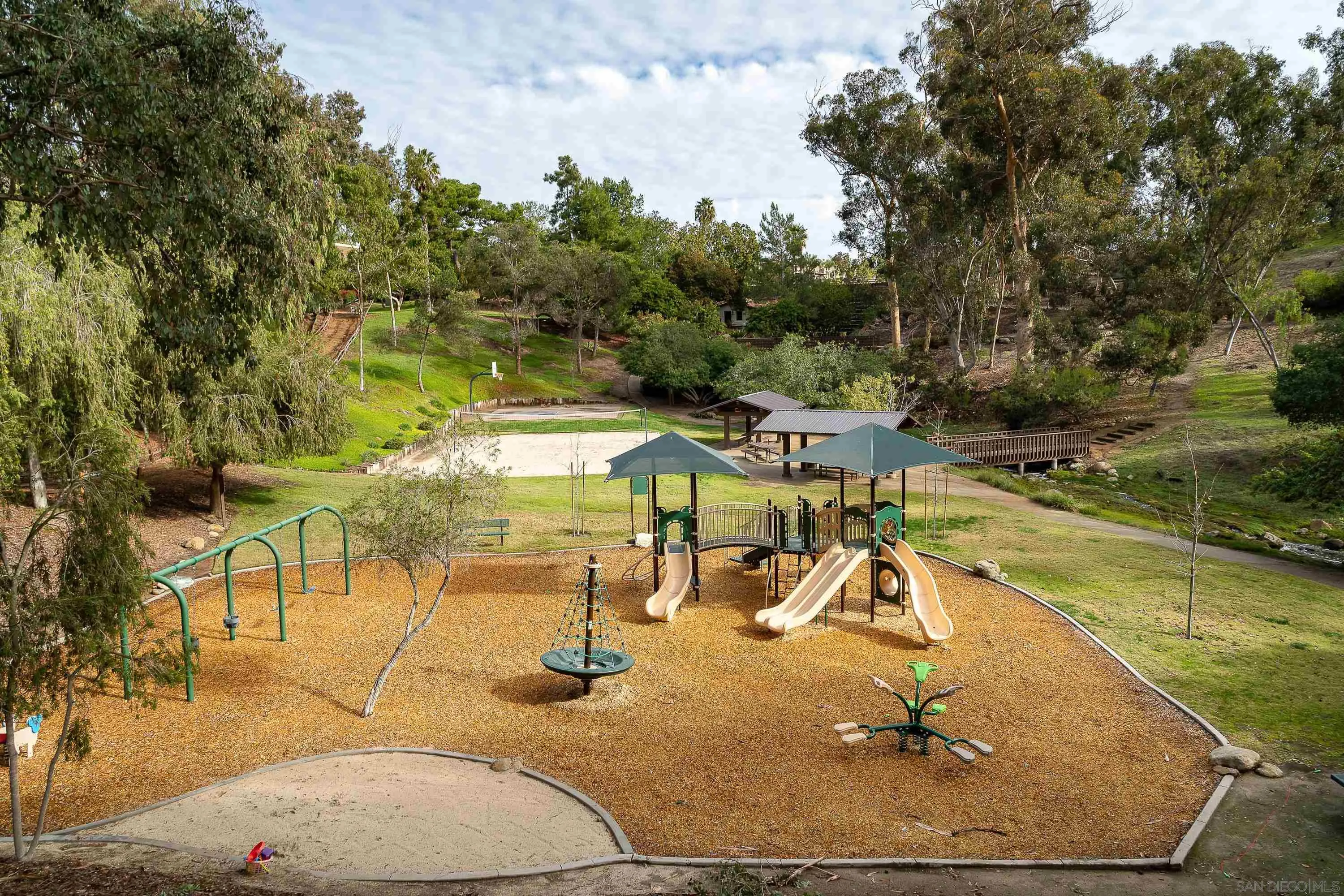 Rancho Santa Fe, California 92067, United States, 5 Bedrooms Bedrooms, ,6 BathroomsBathrooms,Residential,Active,59651