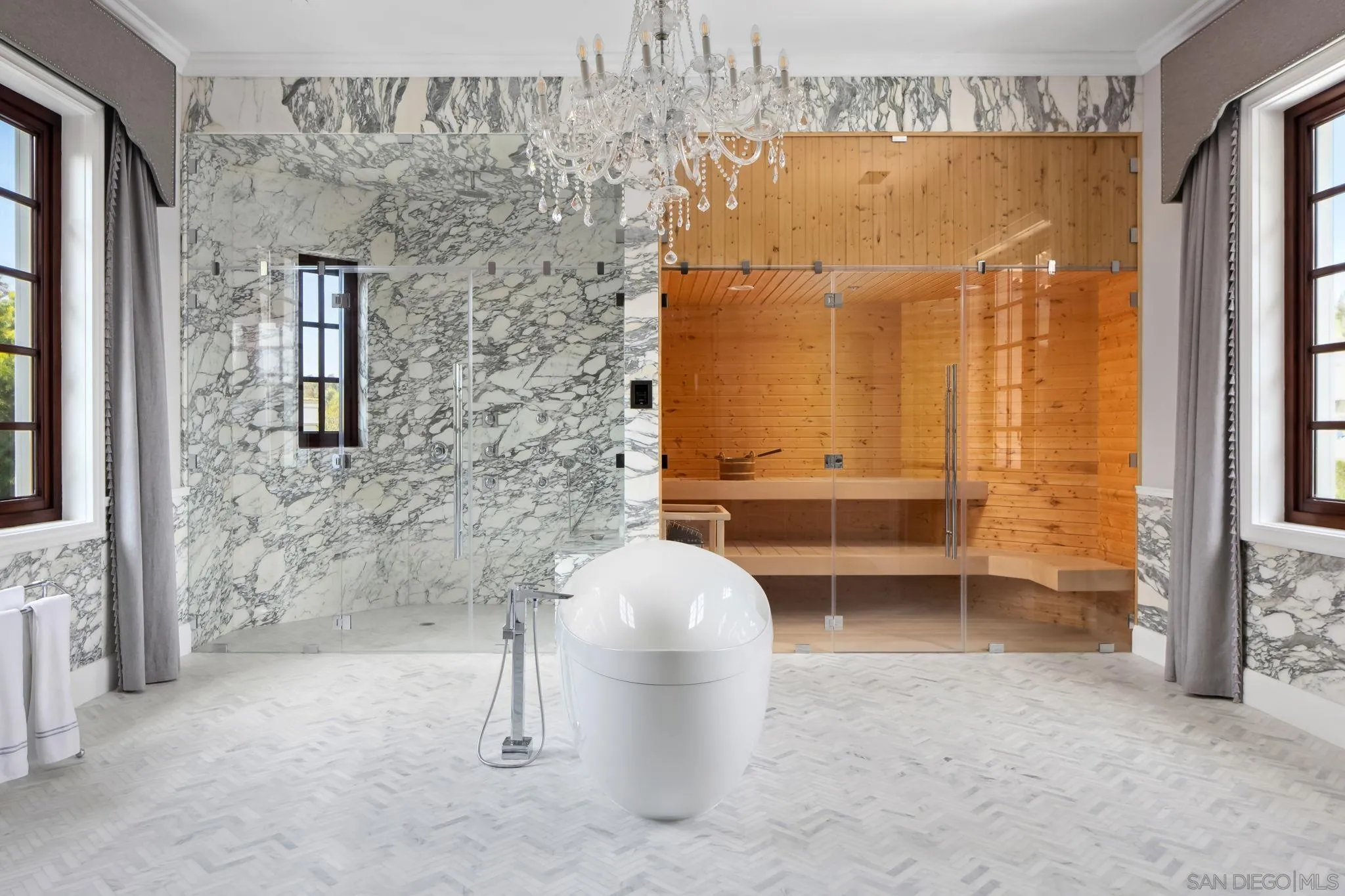 Rancho Santa Fe, California 92067, United States, 5 Bedrooms Bedrooms, ,6 BathroomsBathrooms,Residential,Active,59651