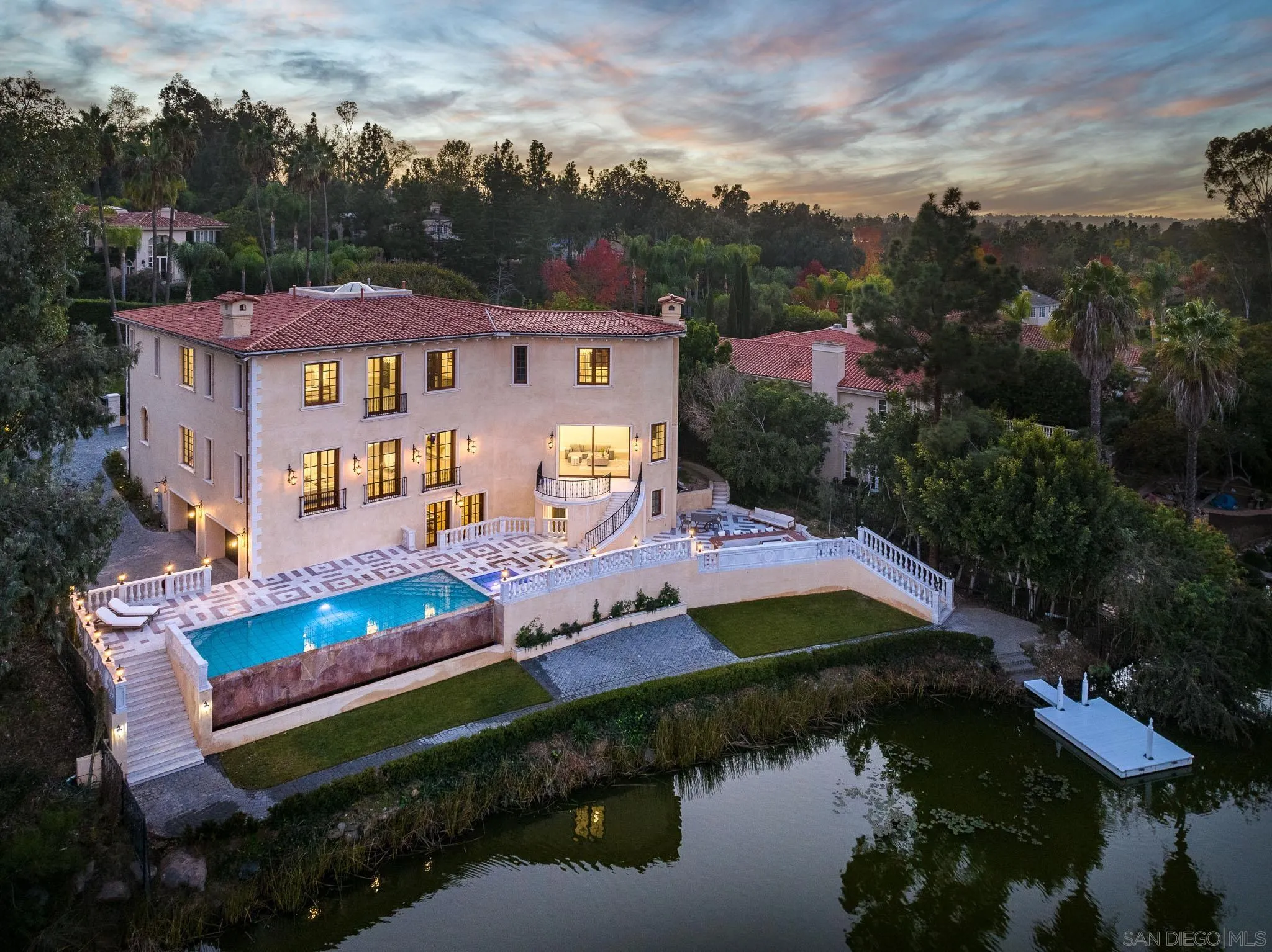 Rancho Santa Fe, California 92067, United States, 5 Bedrooms Bedrooms, ,6 BathroomsBathrooms,Residential,Active,59651