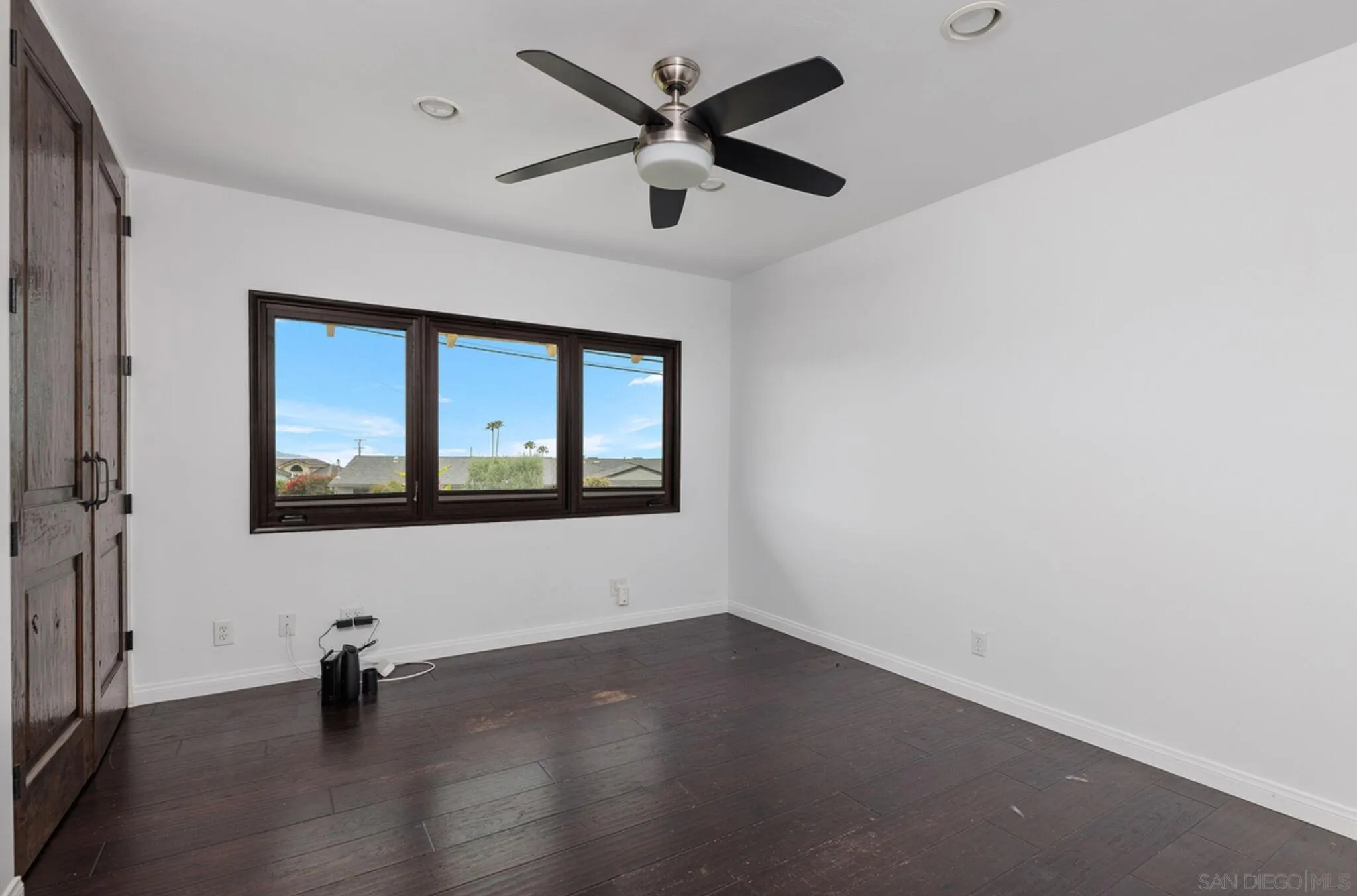 La Jolla, California 92037, United States, 3 Bedrooms Bedrooms, ,2 BathroomsBathrooms,Residential,Active,106066