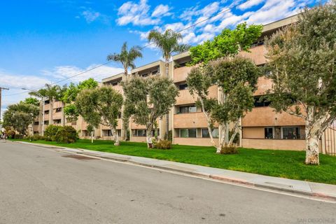 Condominium in San Diego CA 4041 Oakcrest Dr.jpg